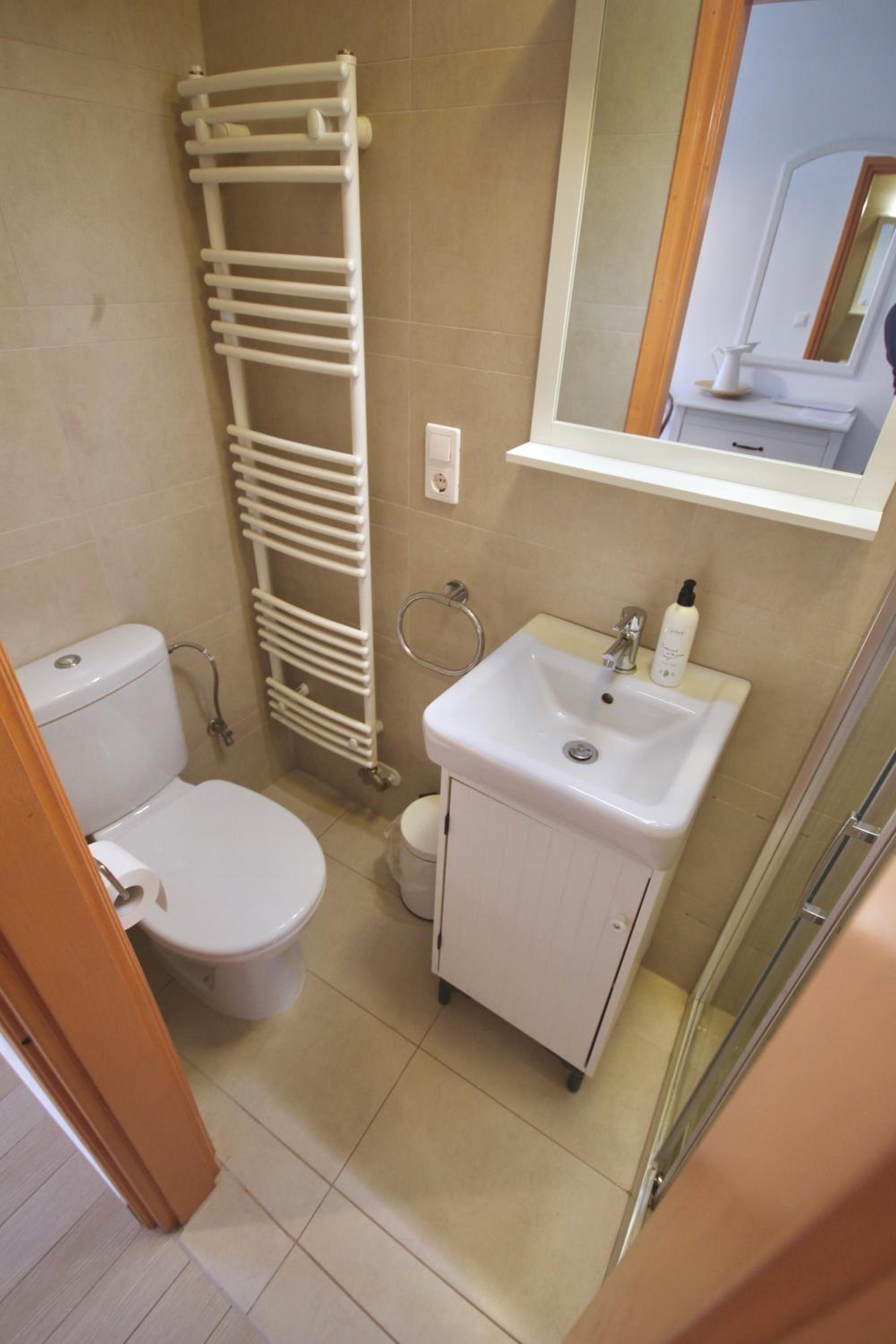Double Room with Private Bathroom photo 2