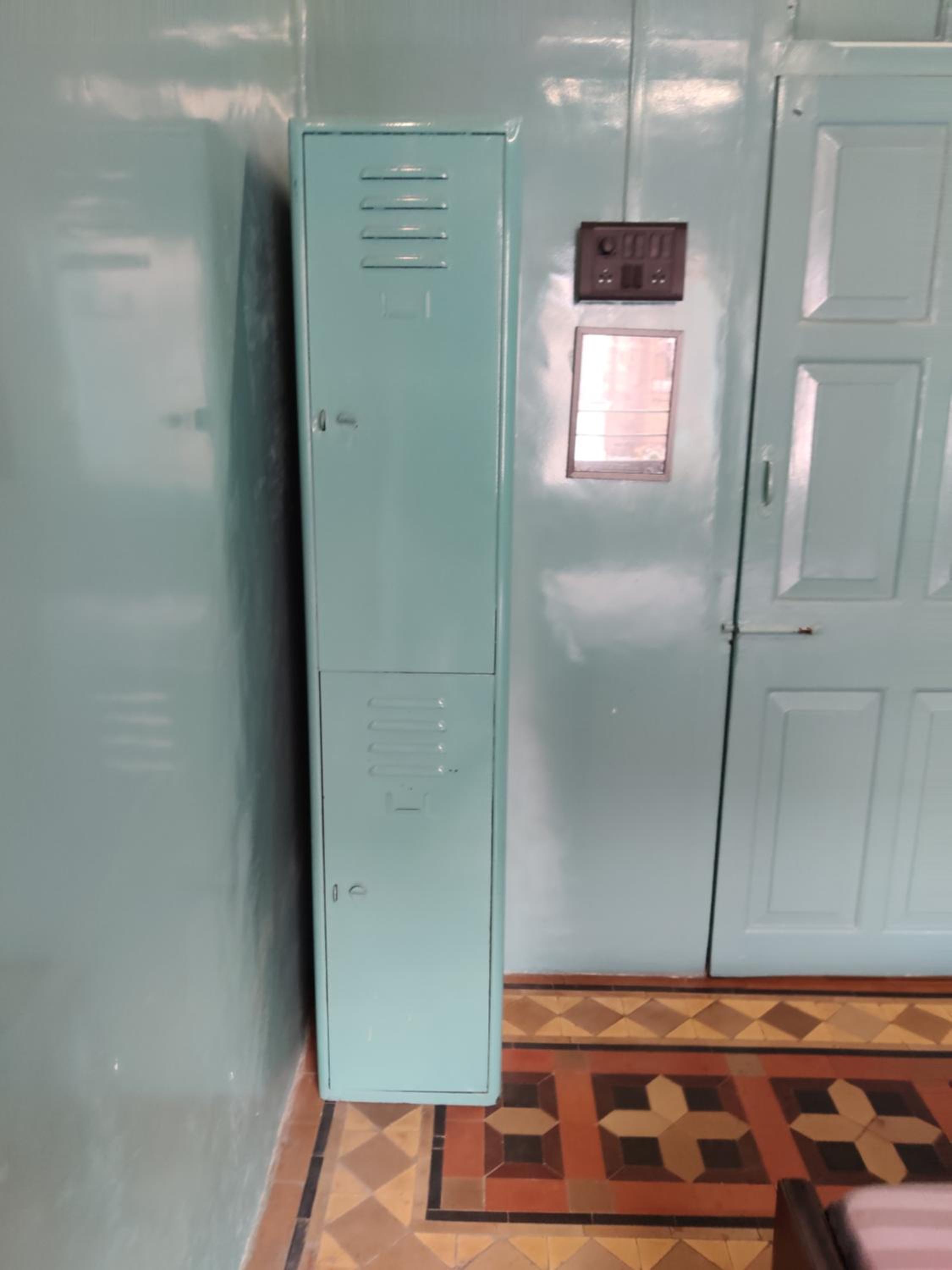 Budget Twin Room - Photo 9