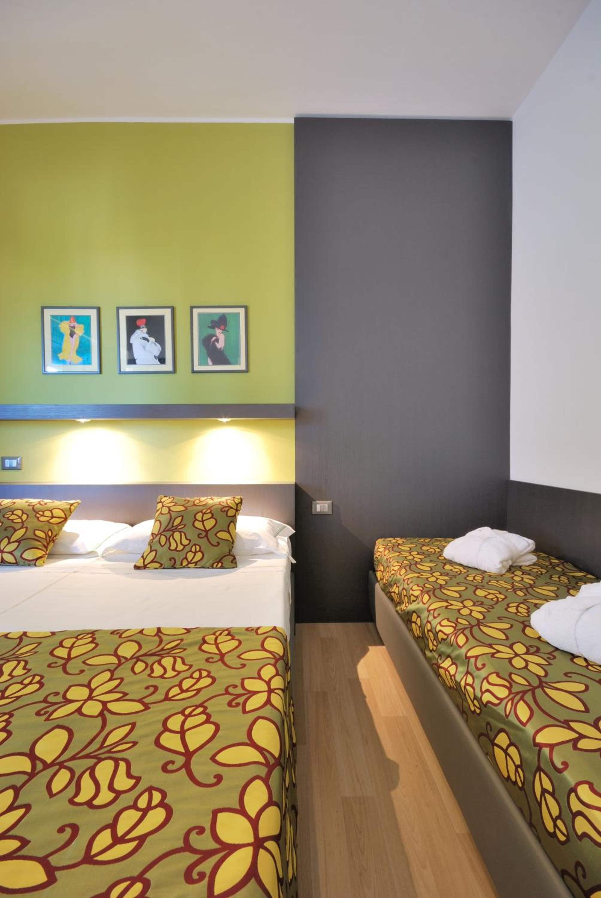 Classic Triple Room photo 3