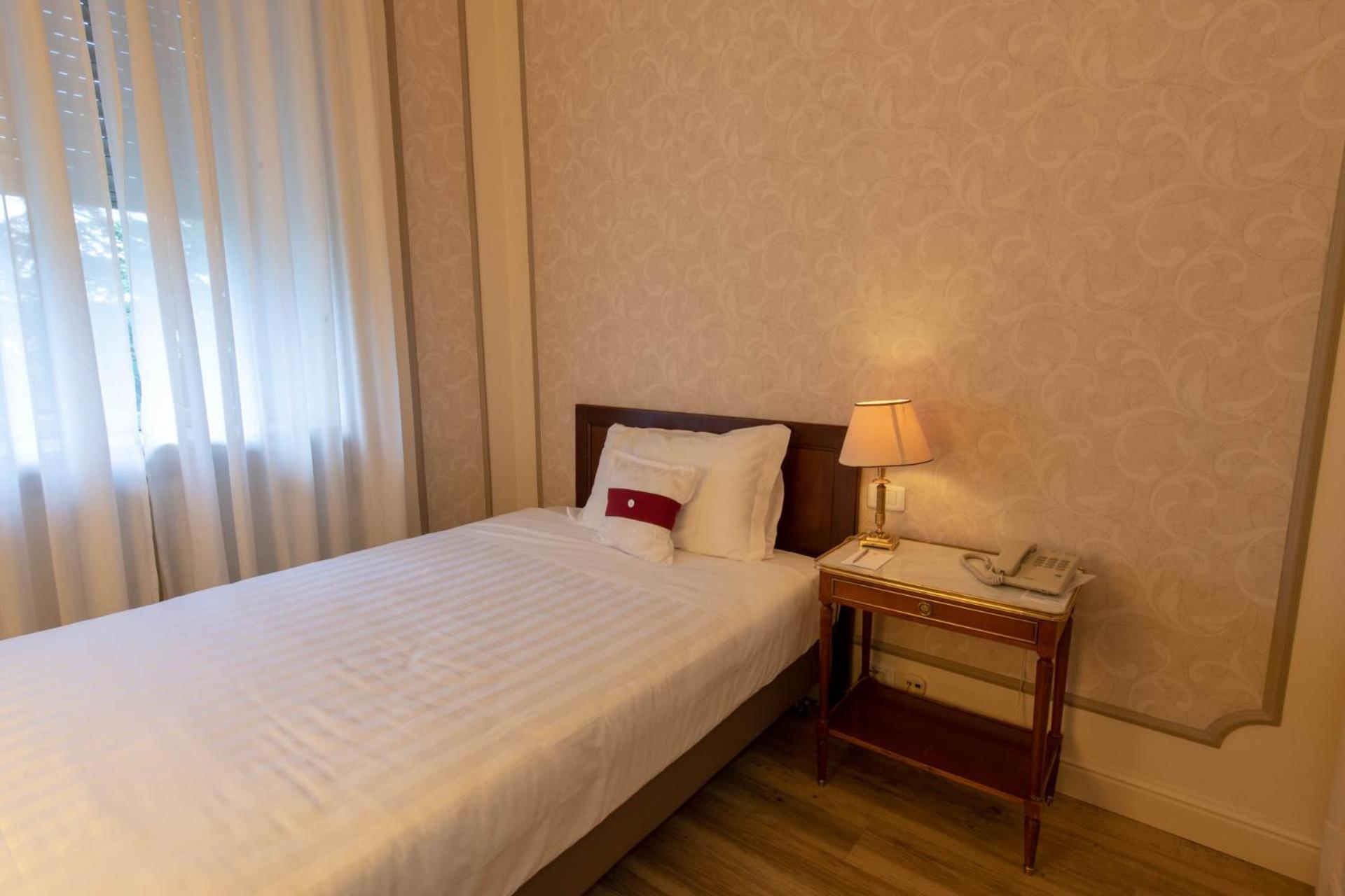 Single Room photo 2