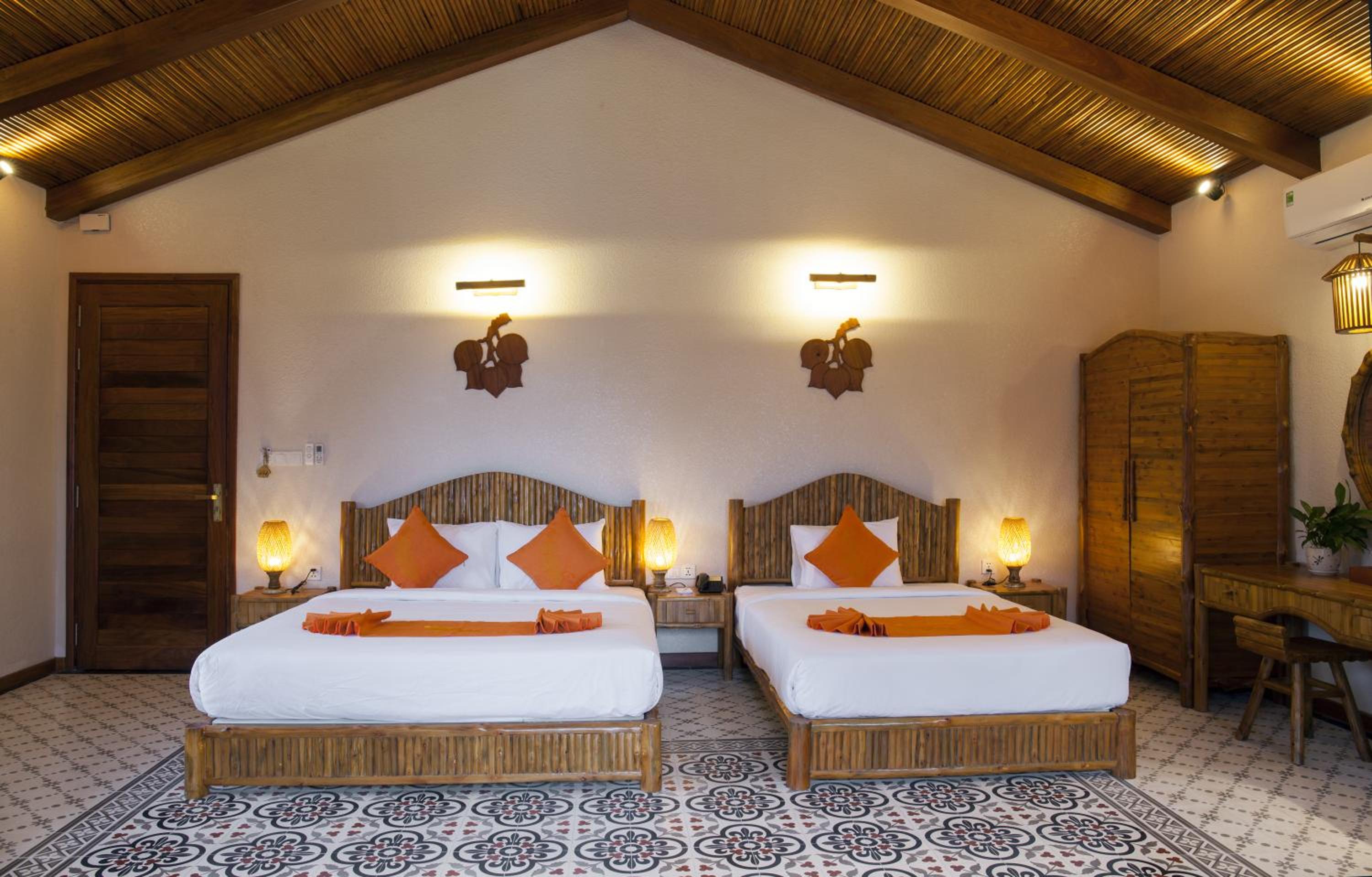 Deluxe Triple Room - Photo 1