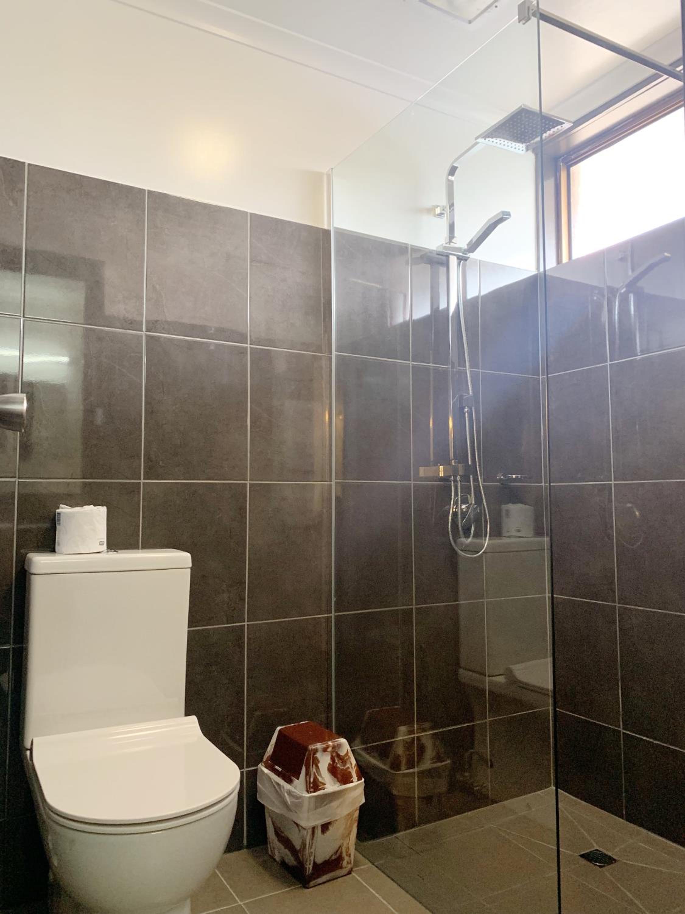 Standard Double Room - Photo 6