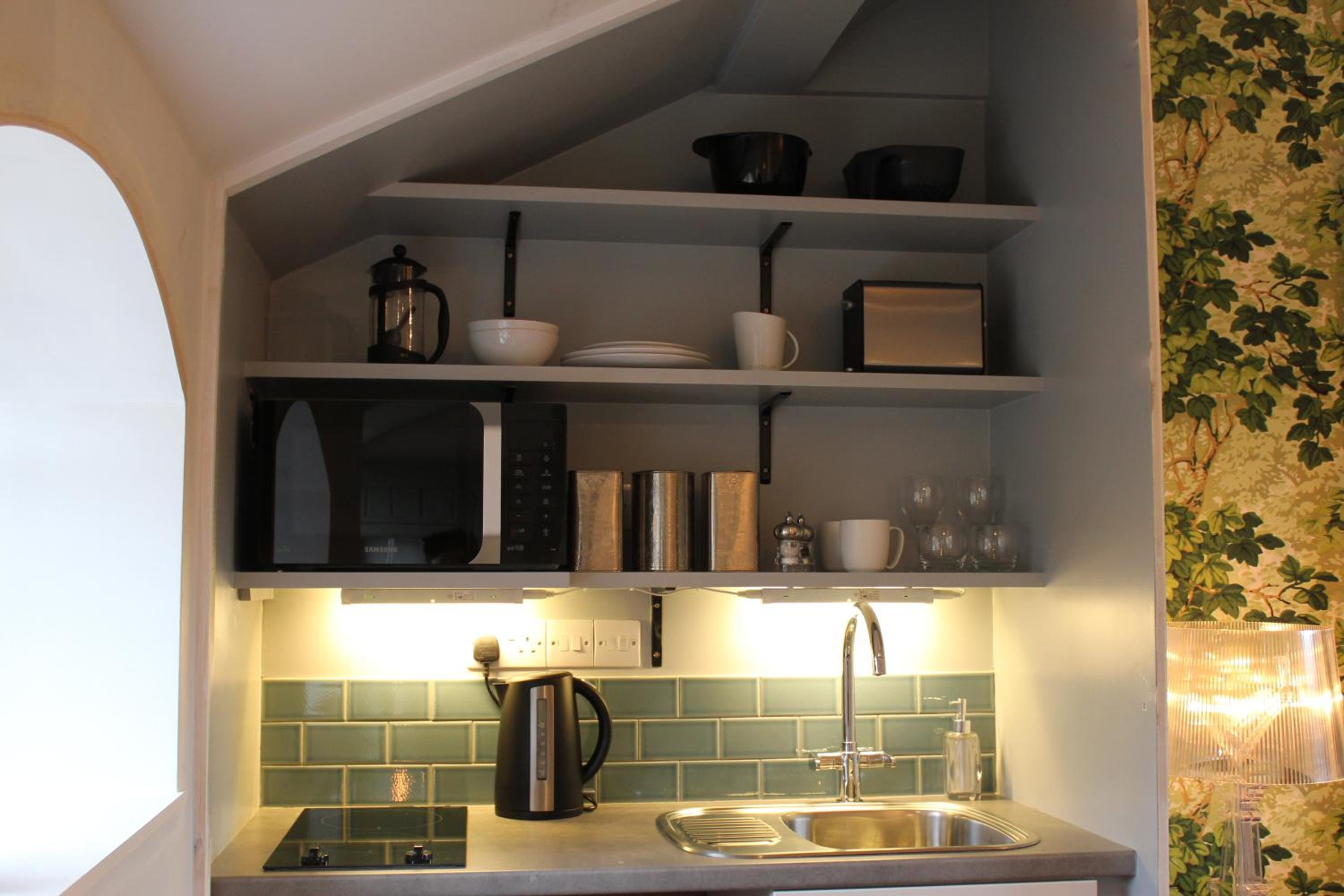 Double Room - Photo 11