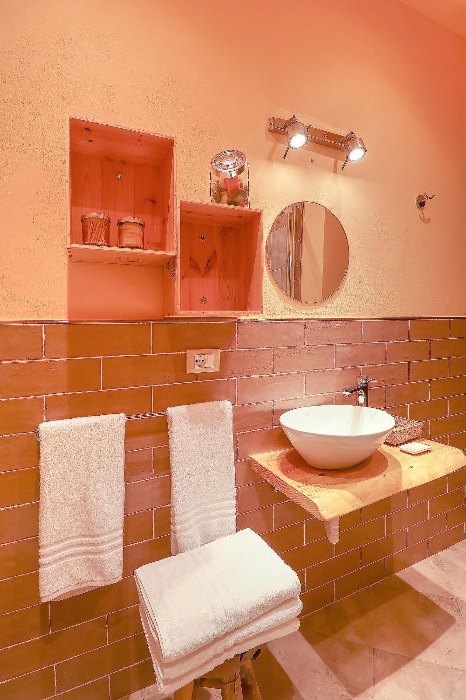 Double Room with Private External Bathroom photo 2
