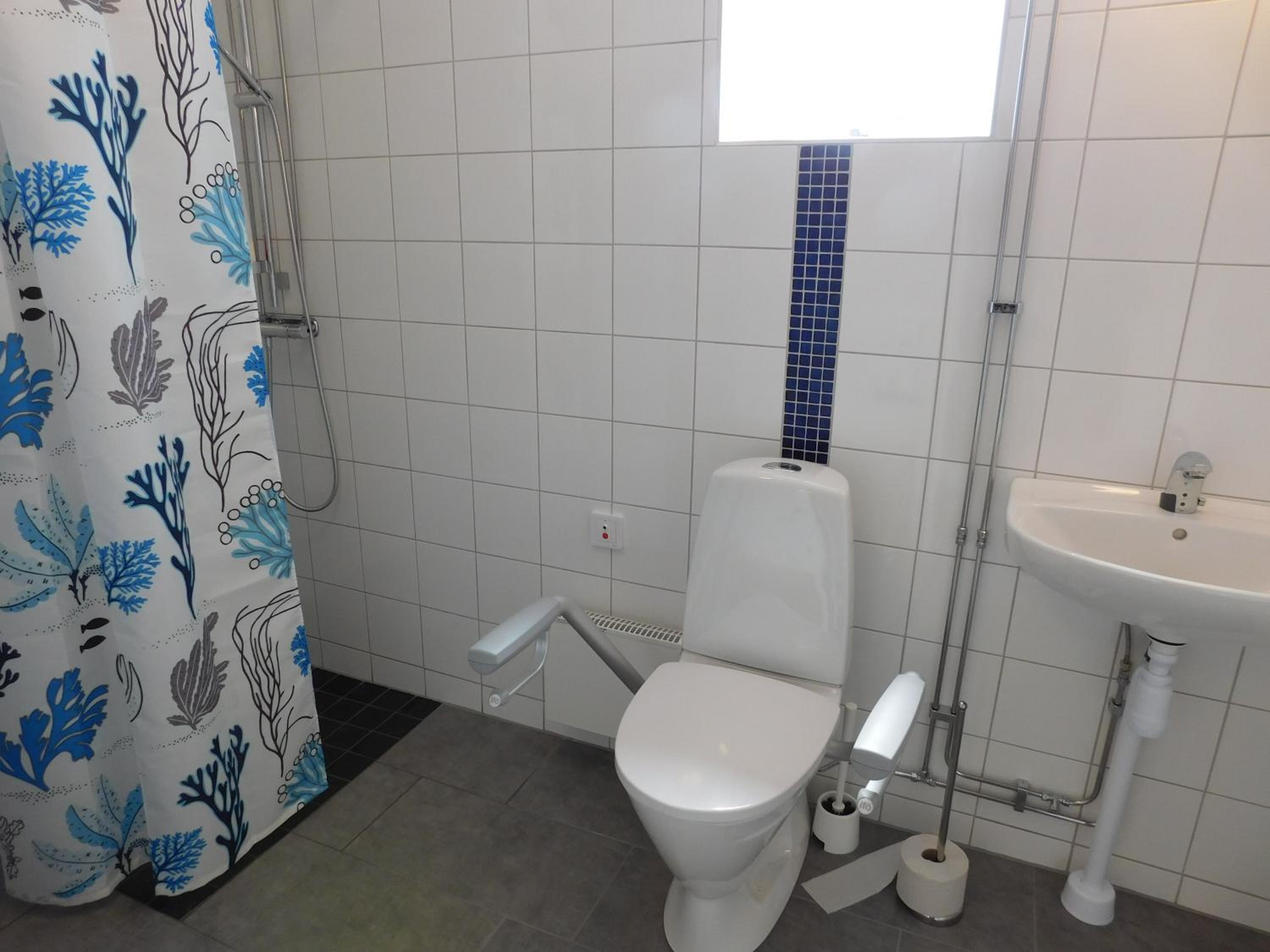Double Room - Disability Access photo 1