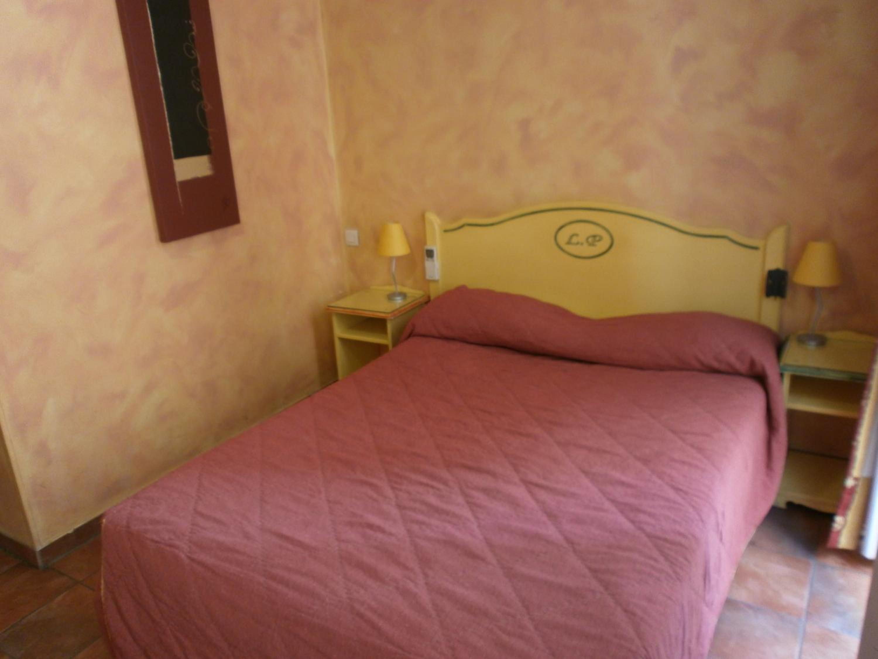Standard Double Room photo 3