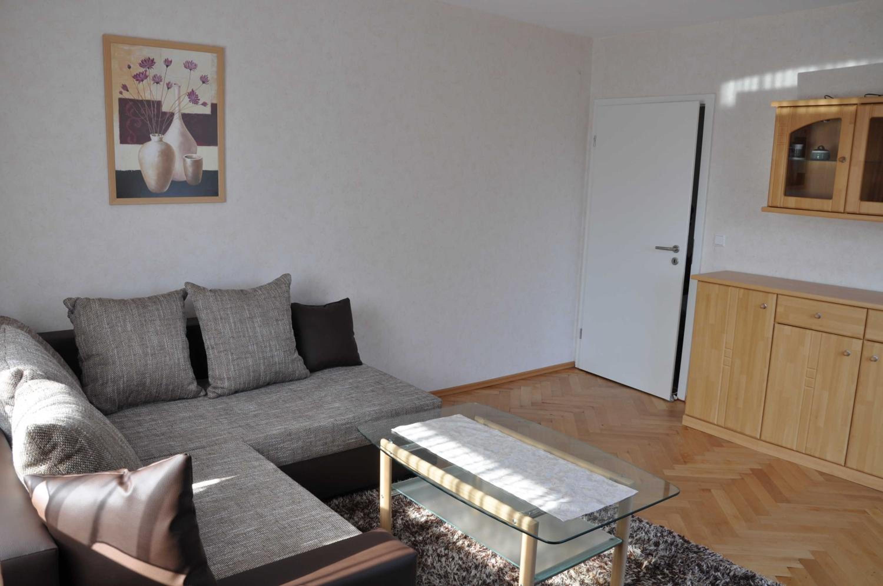 Two-Bedroom Apartment with Terrace photo 3