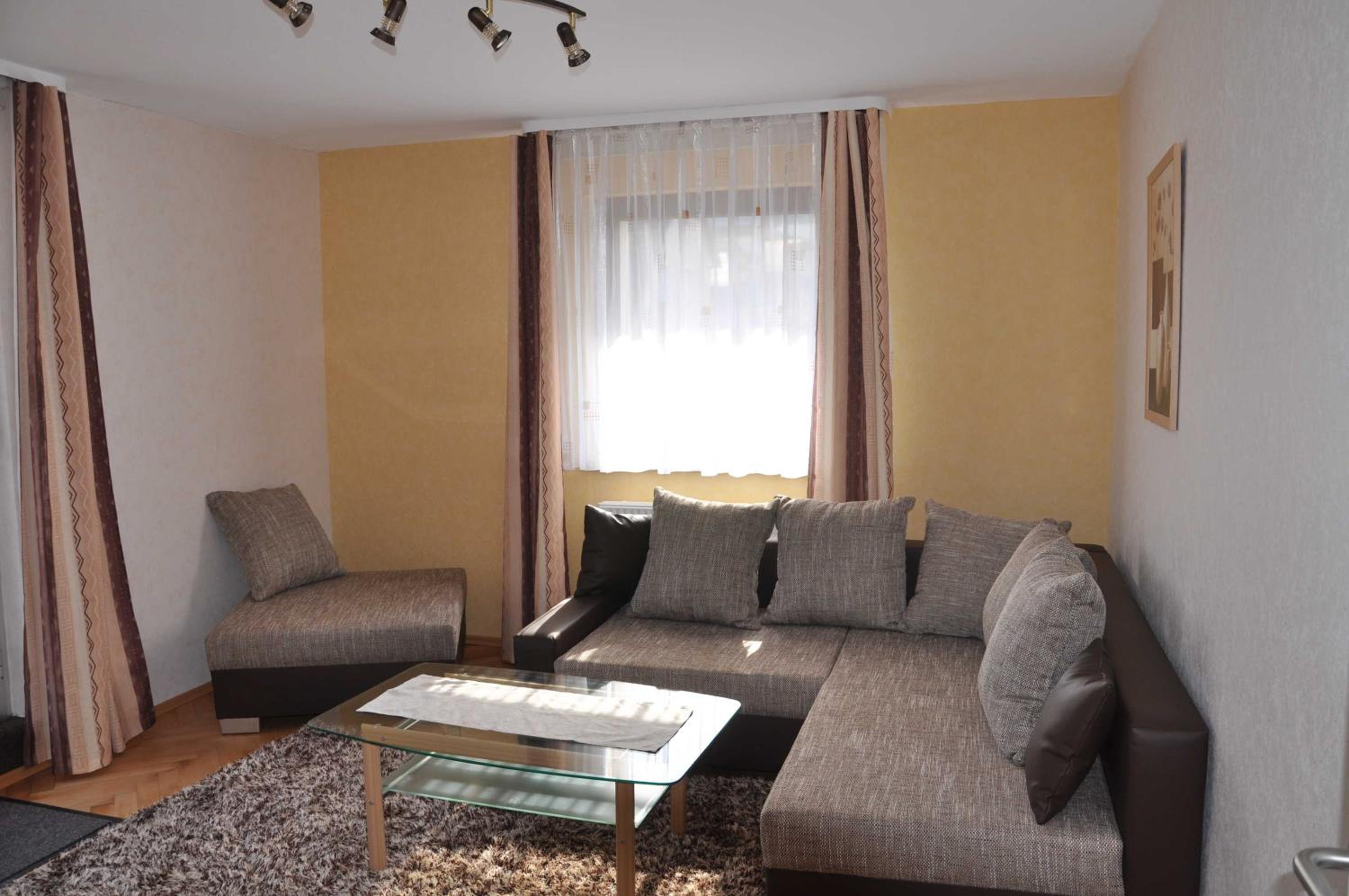 Two-Bedroom Apartment with Terrace photo 3