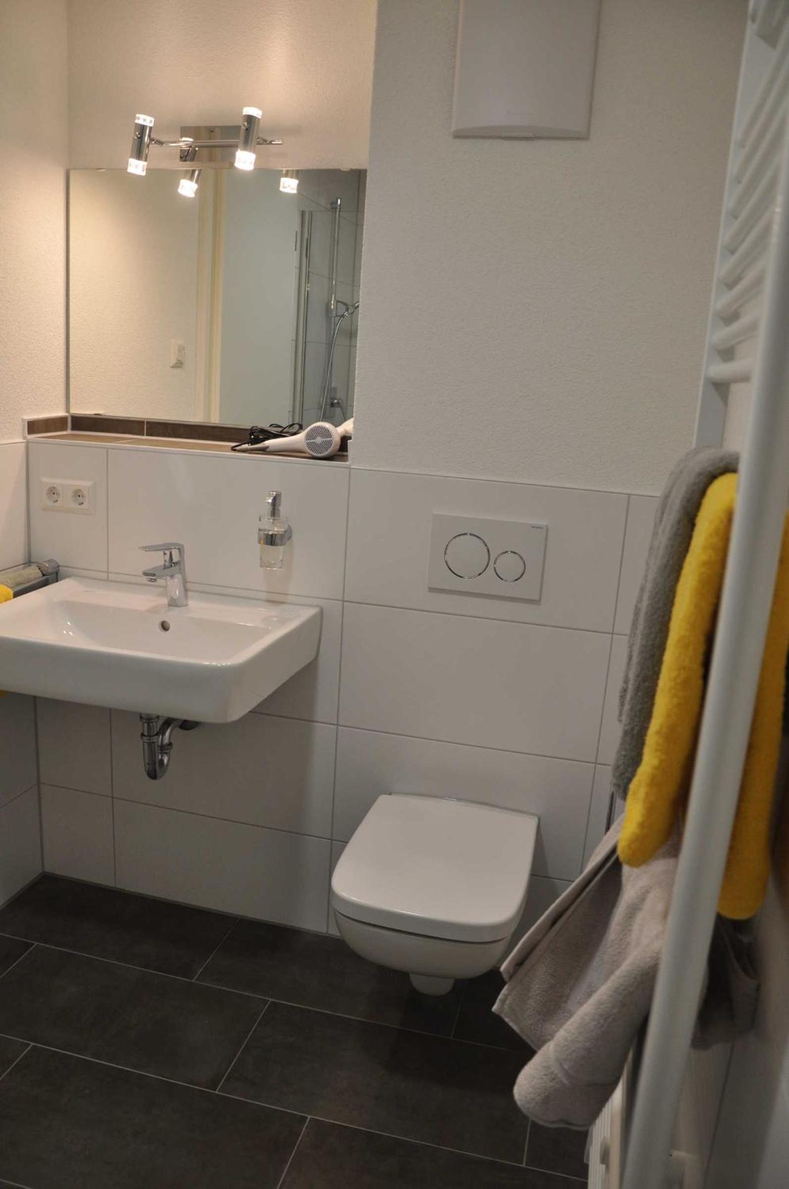 One-Bedroom Apartment with Terrace photo 2