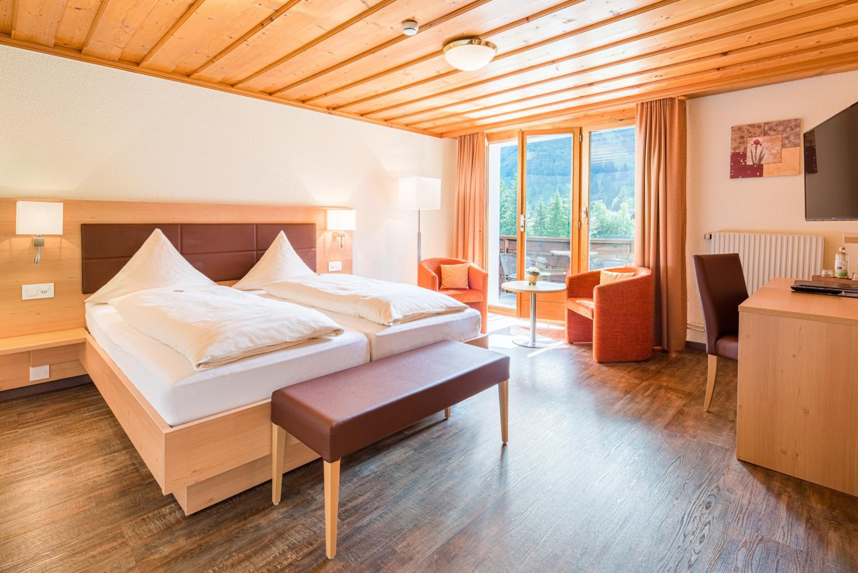 Superior Double Room with Mountain View