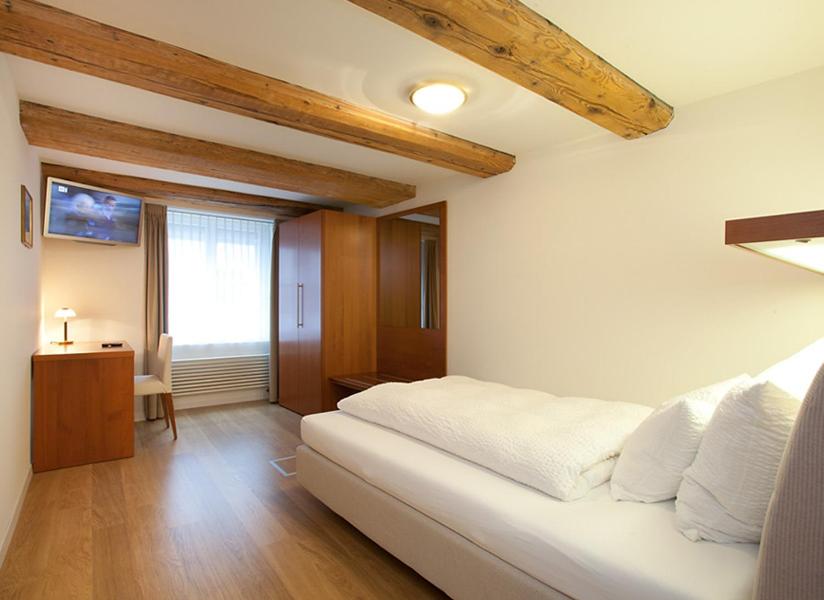 Single Room with Shower photo 1