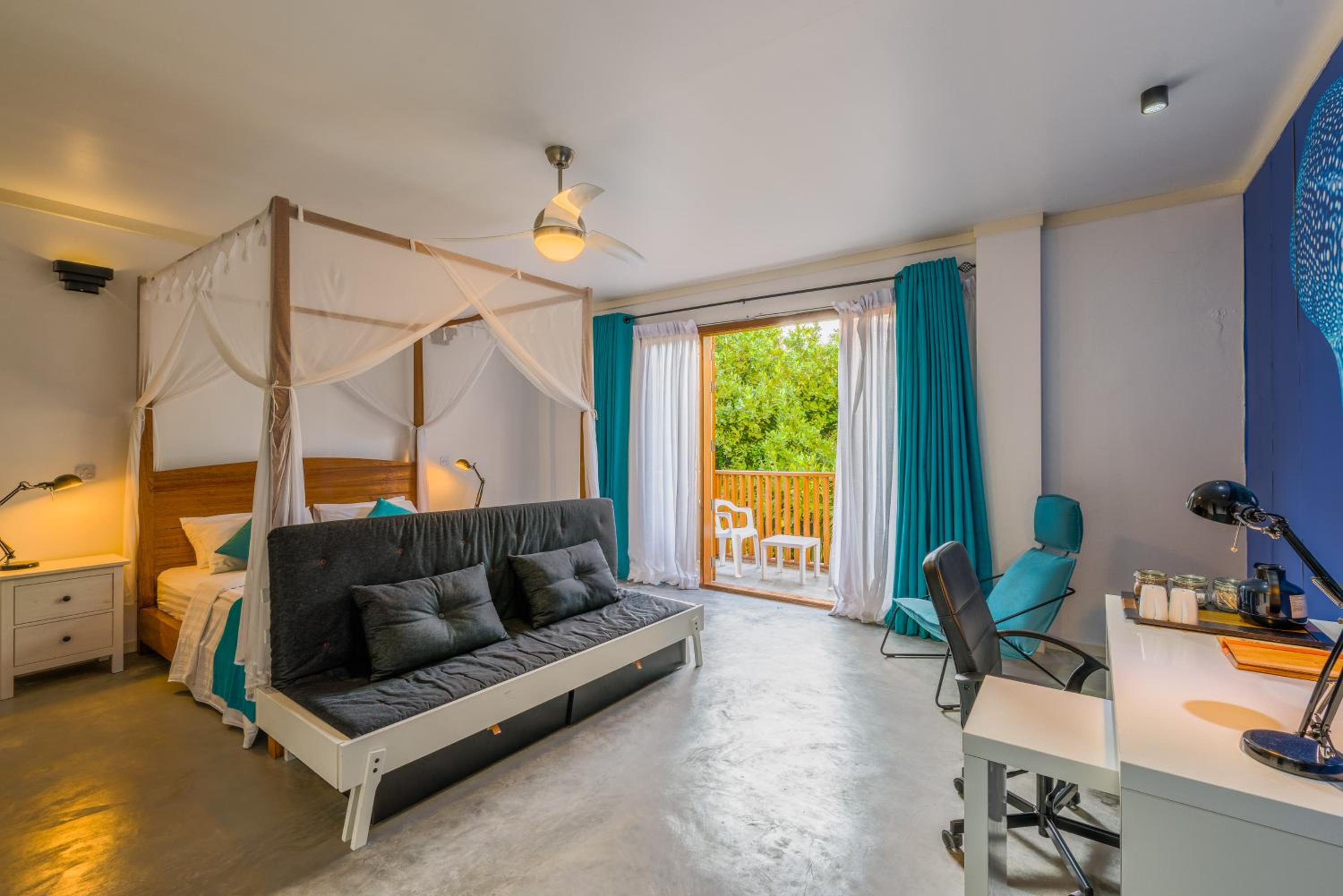 Deluxe Double or Twin Room with Three Dives per day