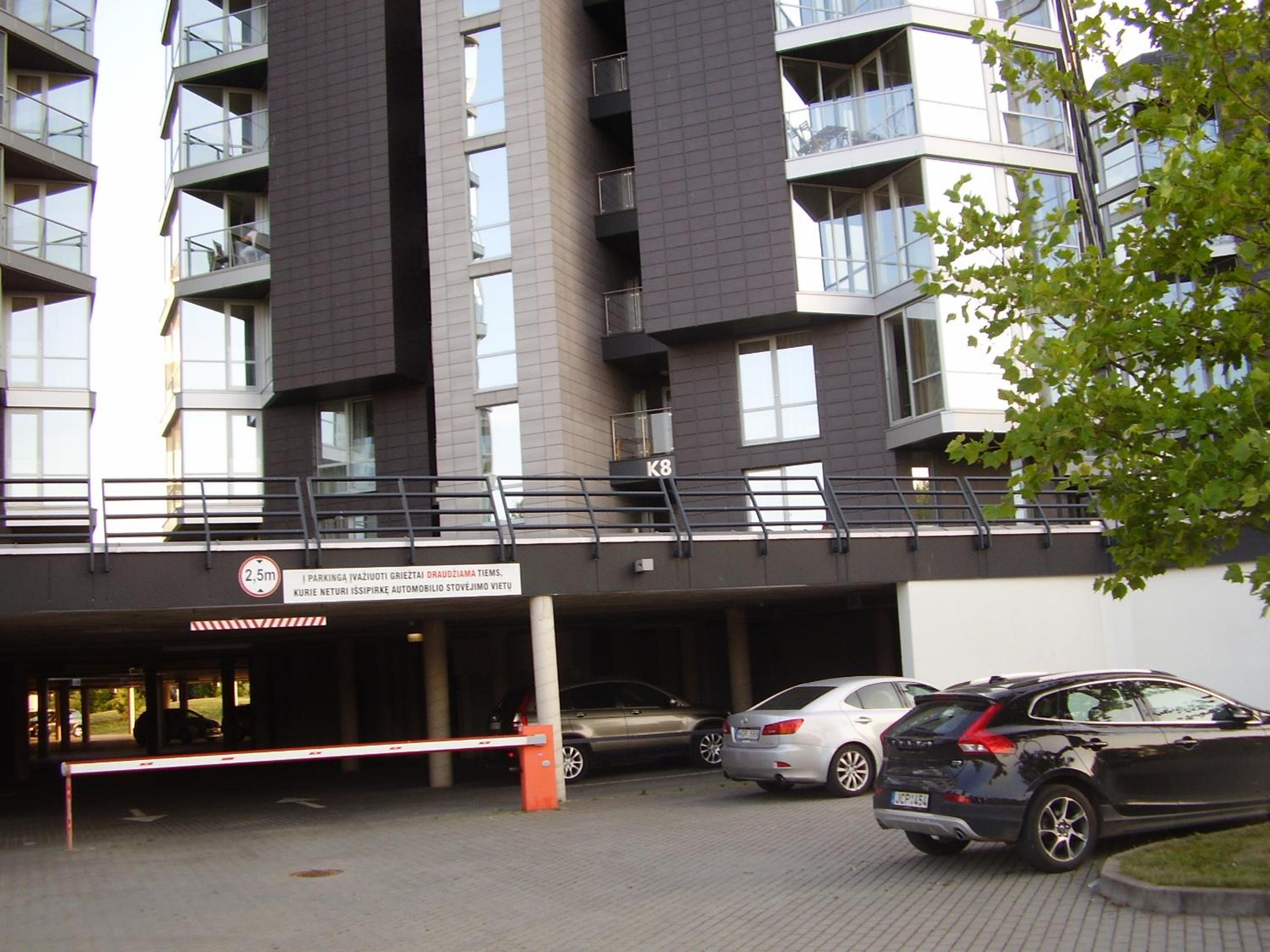 Apartment - Photo 39