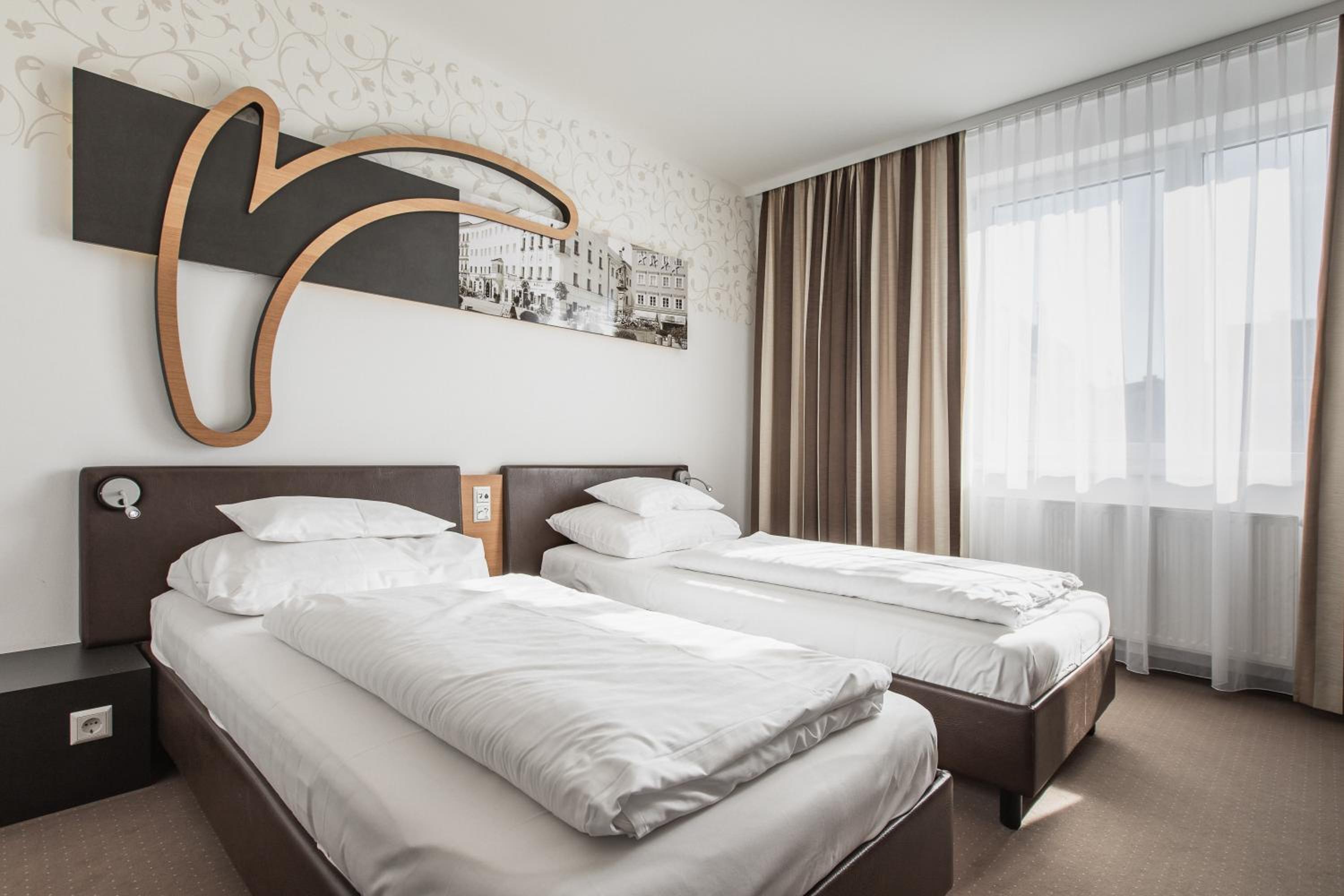 Standard Twin Room photo 2