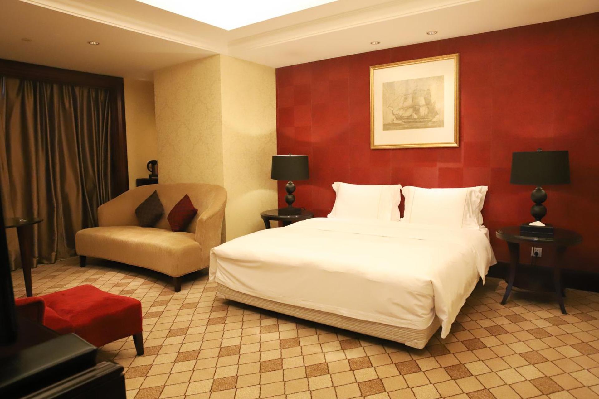 Comfort Suite photo 3