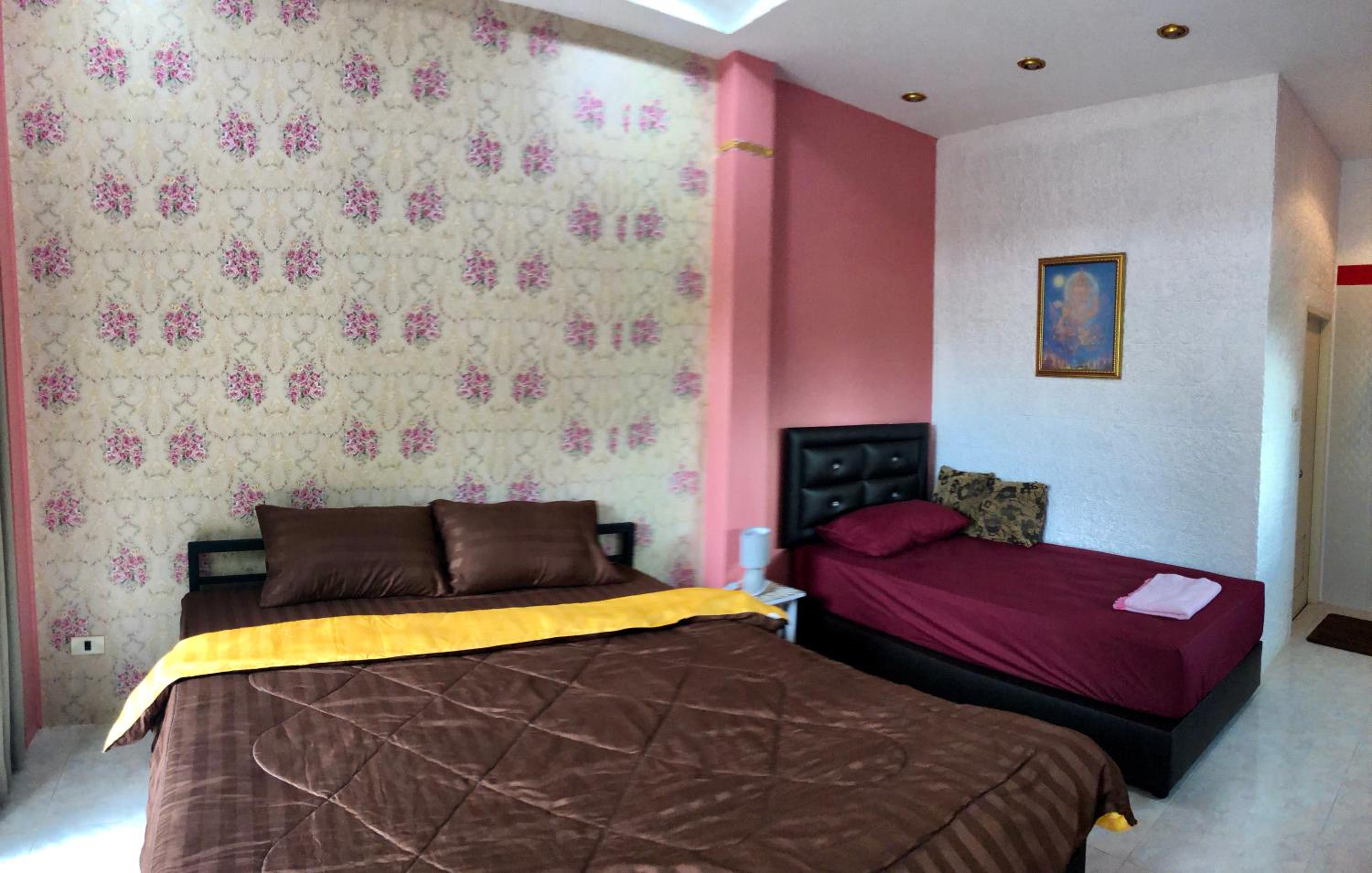 Superior Triple Room photo 3