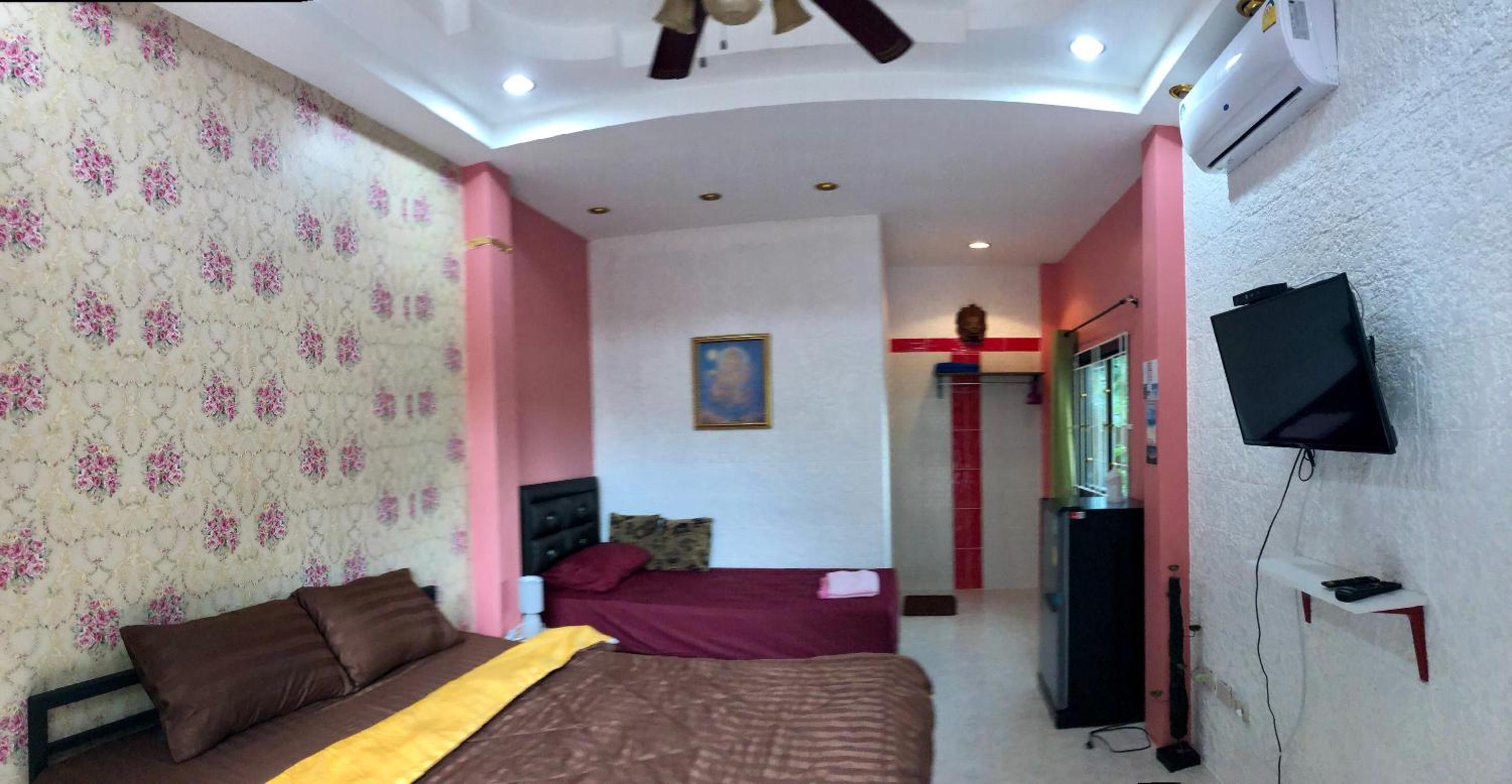 Superior Triple Room photo 2