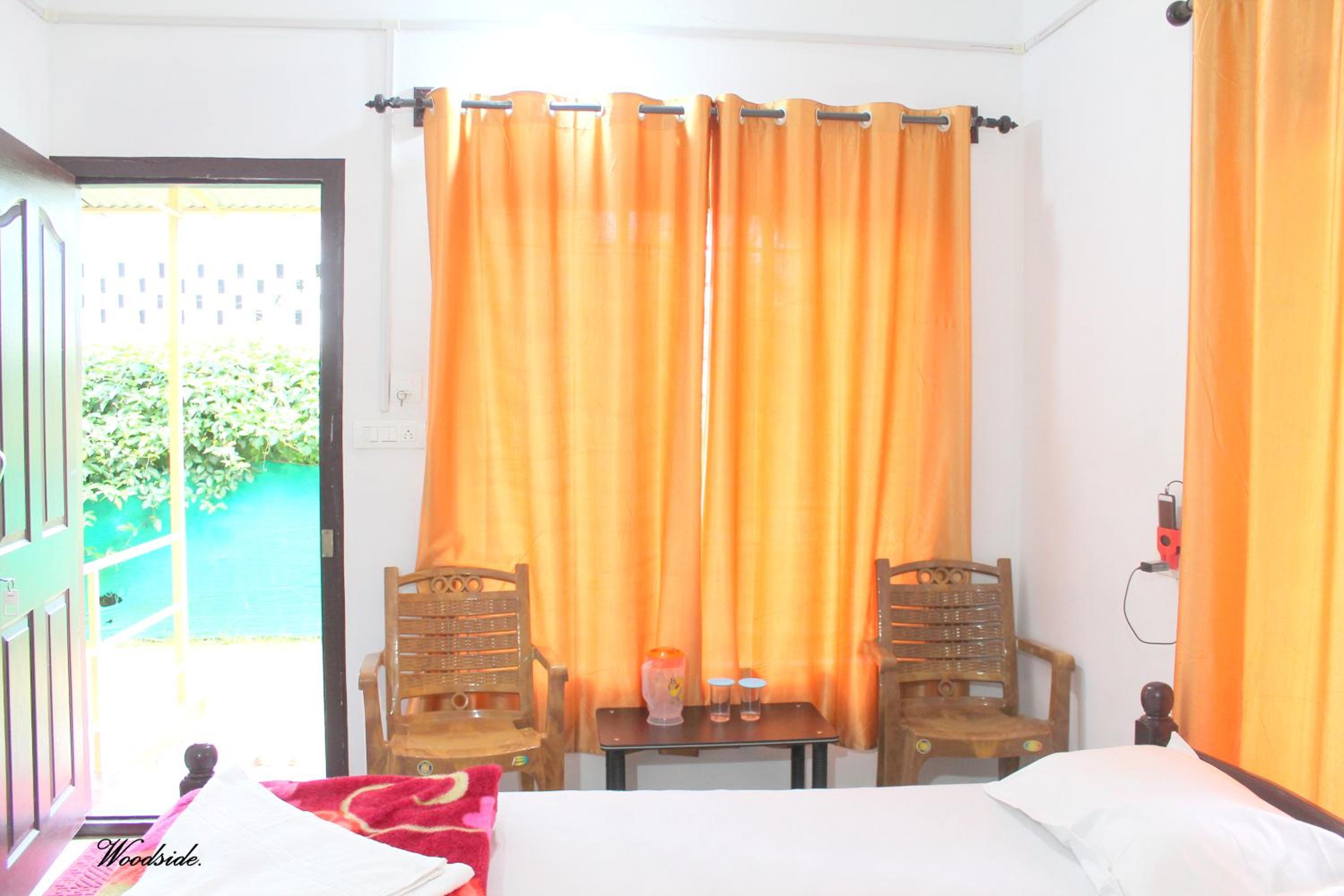 Deluxe Queen Room - Photo 3