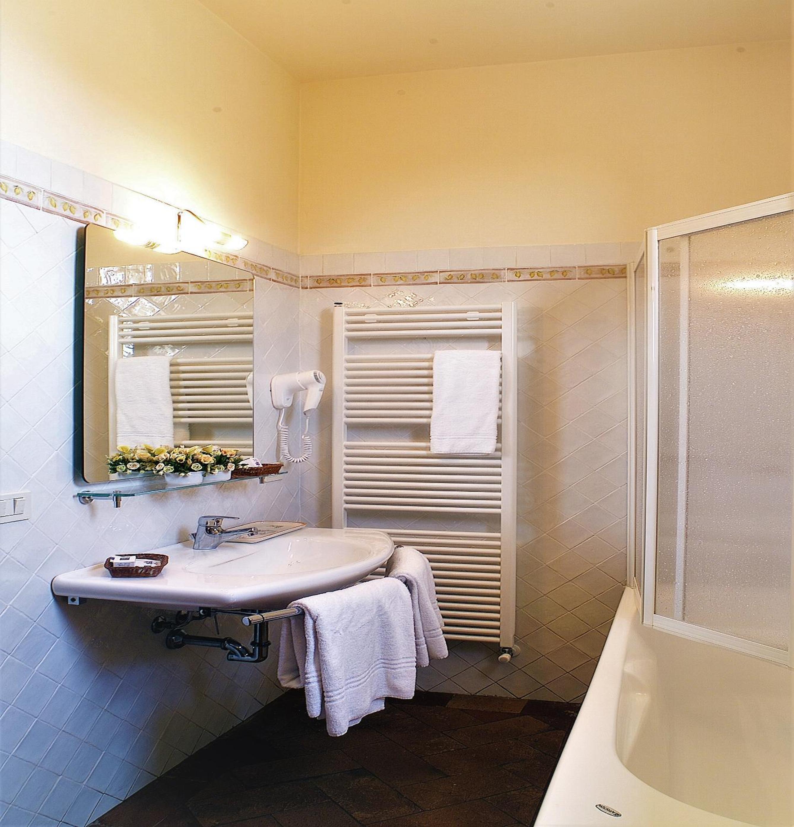 Triple Room - Photo 7