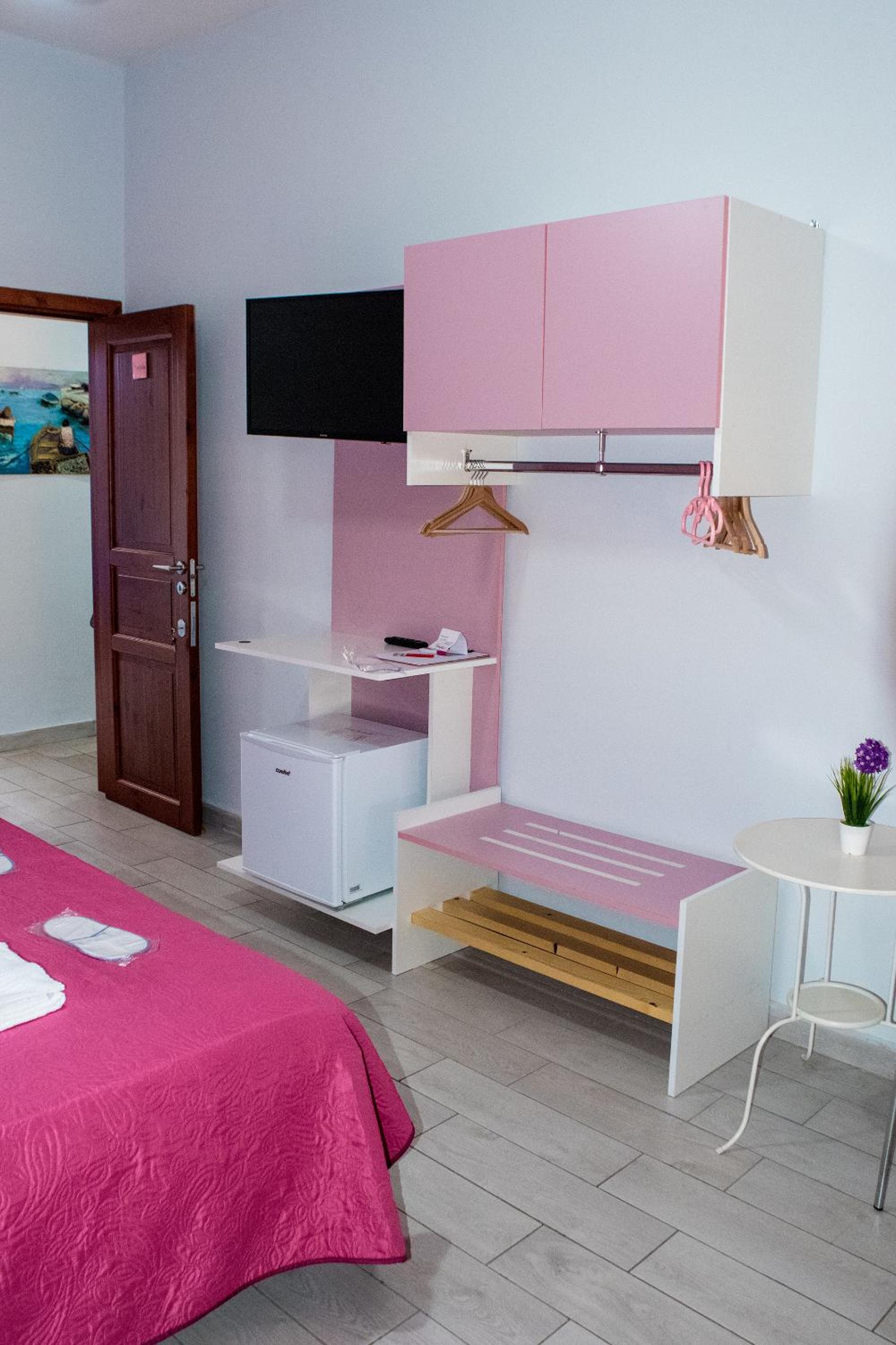 Classic Quadruple Room