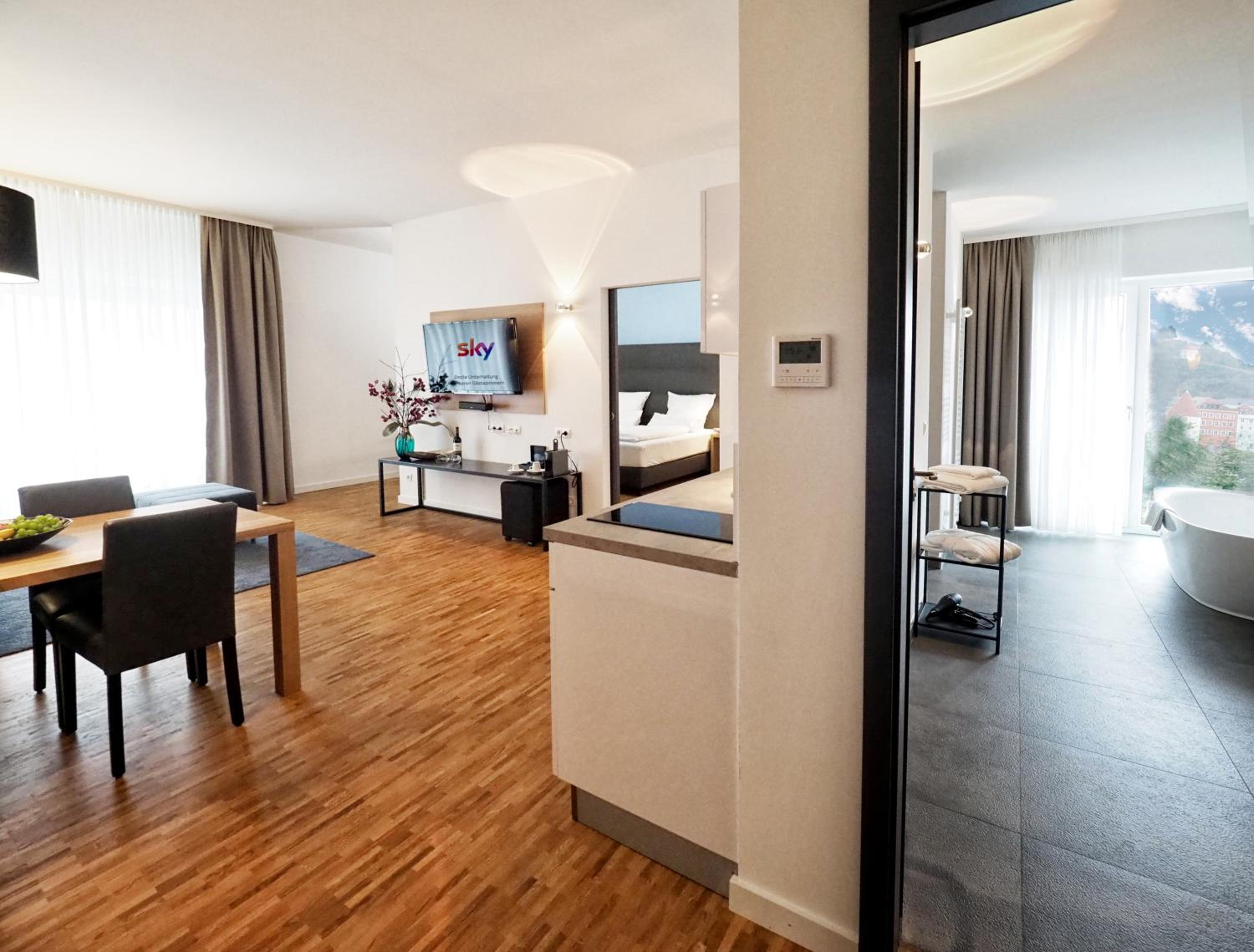 Junior Suite - Photo 1