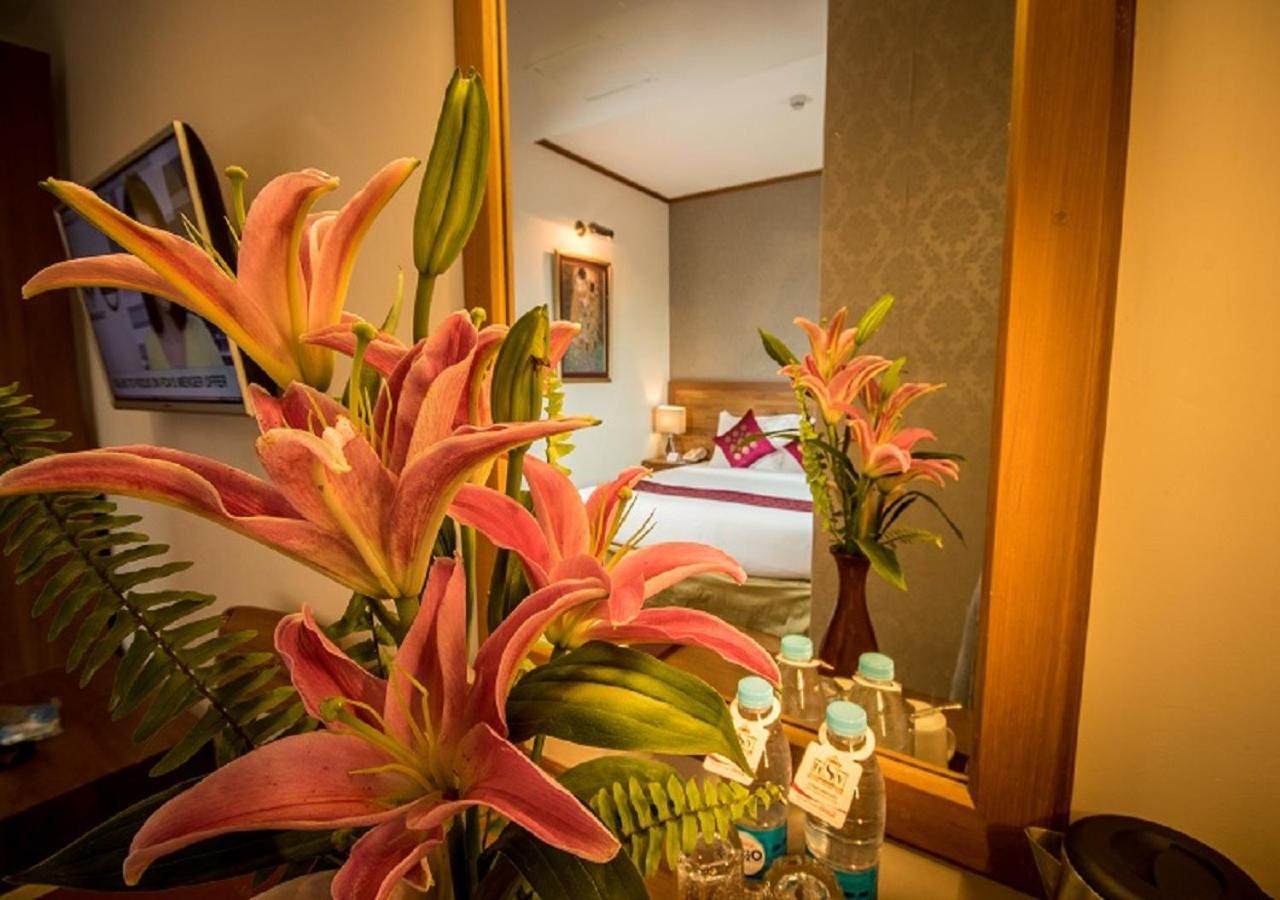 Deluxe Room With Pagoda View photo 1