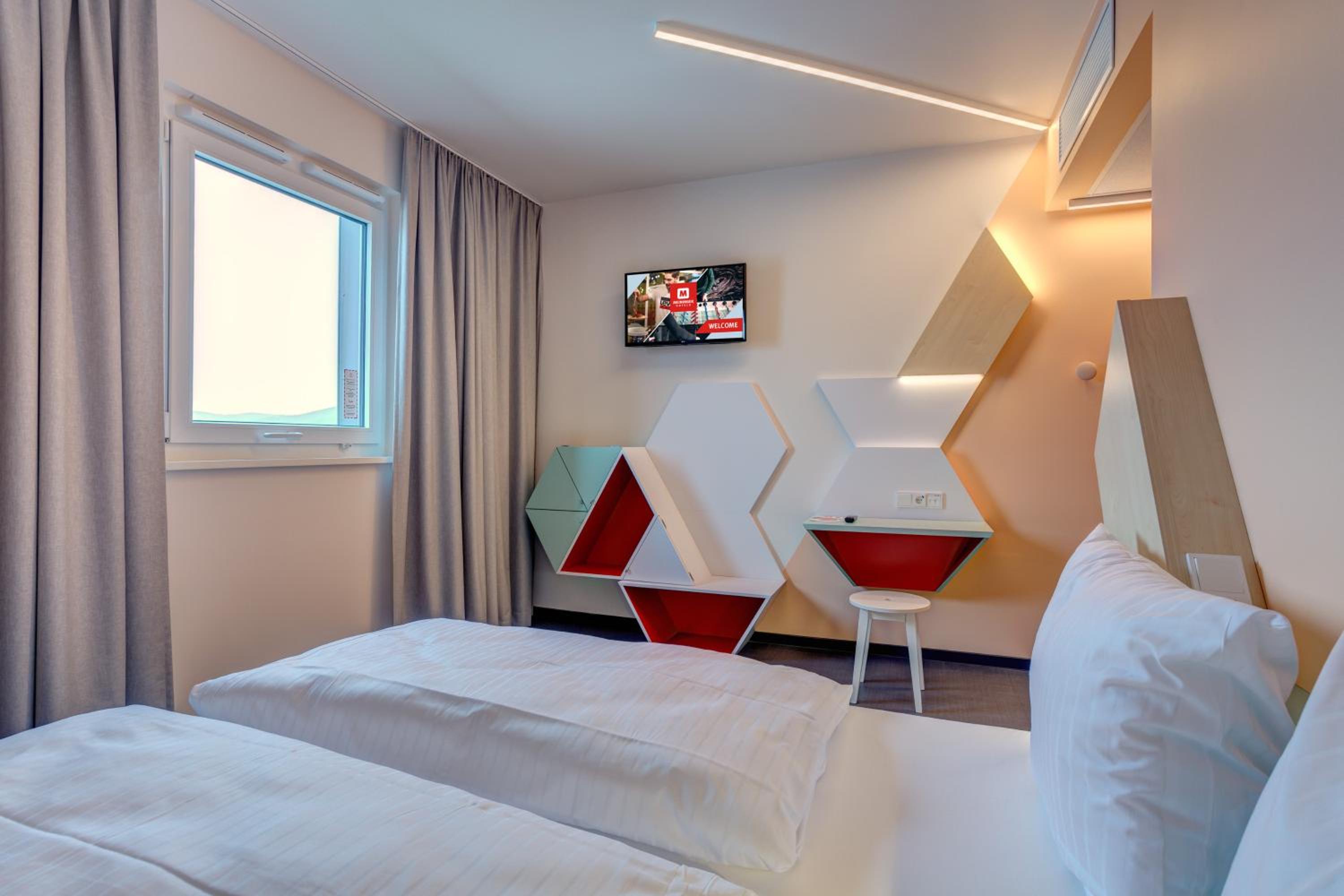 Double Room for Single Use