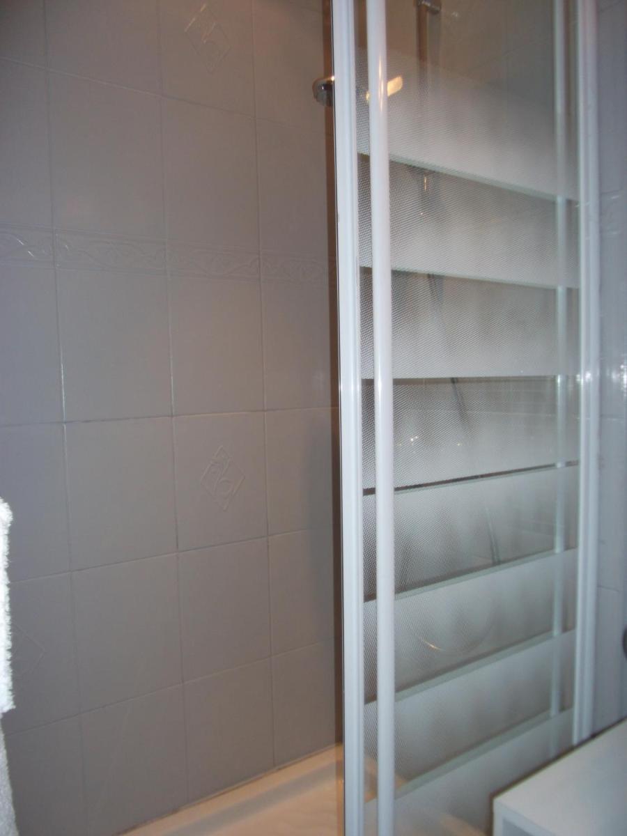 Double Room with Private Bathroom - Photo 1