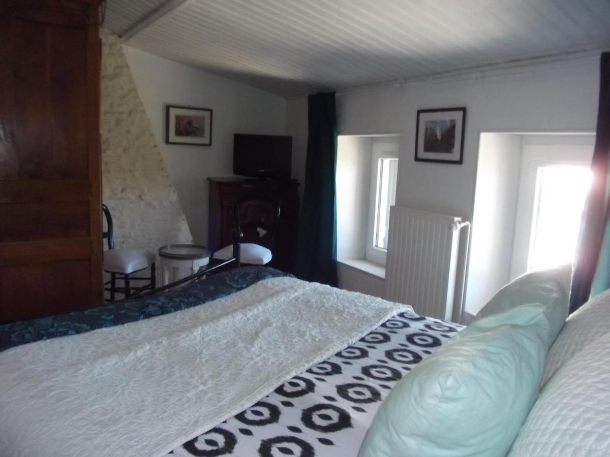 Double Room with Private Bathroom - Photo 5