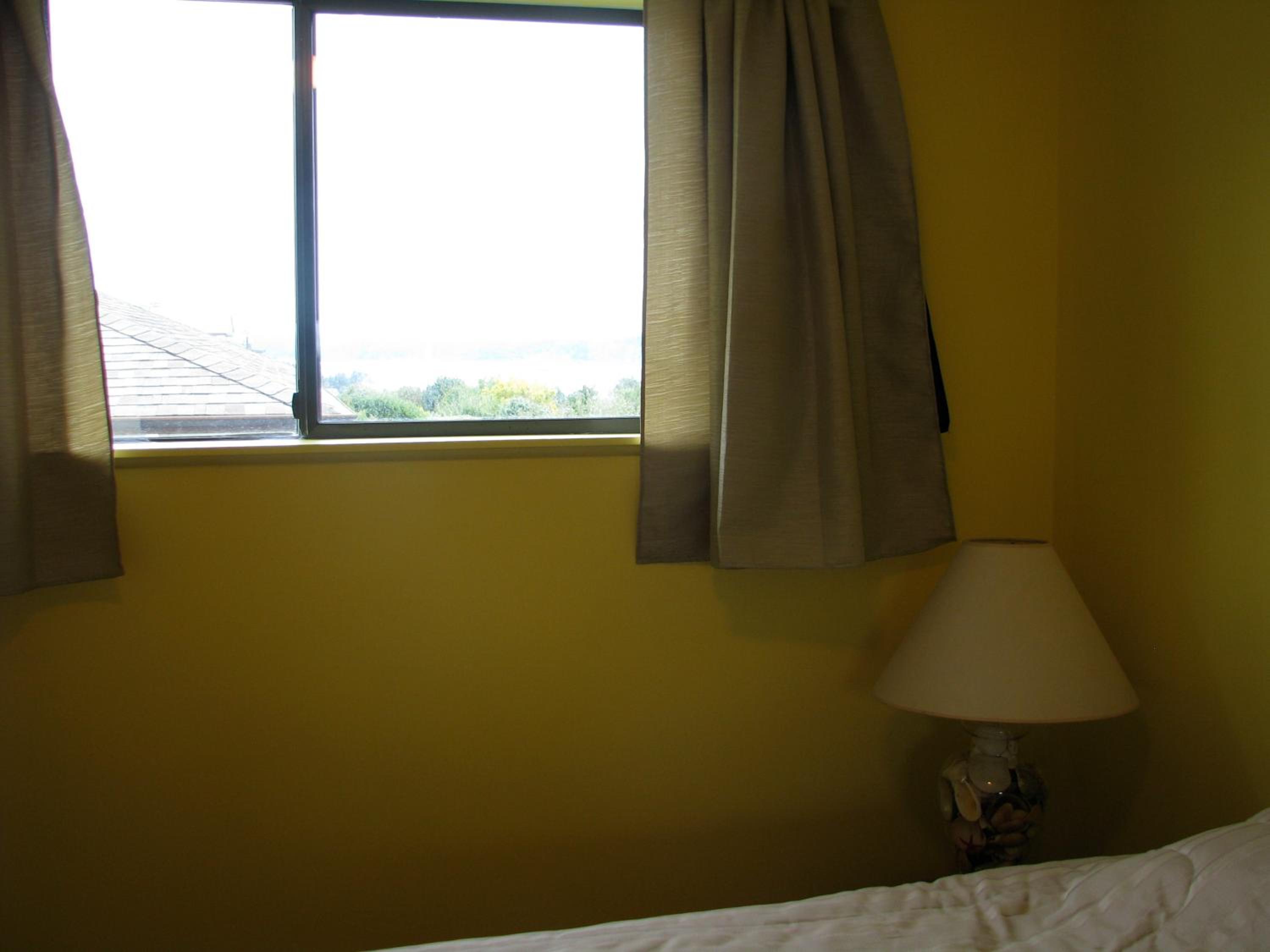Queen Room photo 3