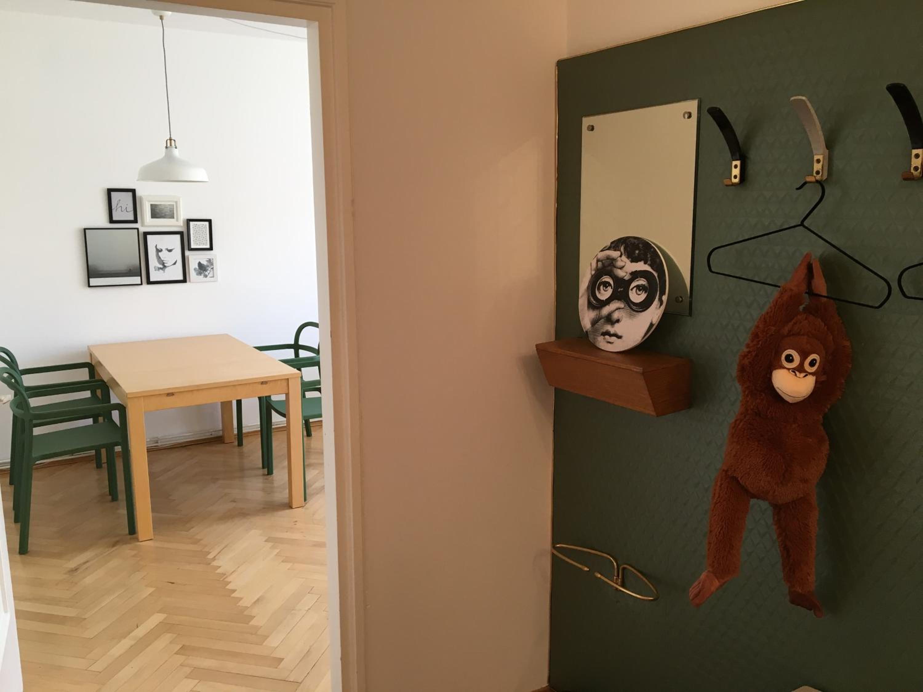 Two-Bedroom Apartment - Photo 3