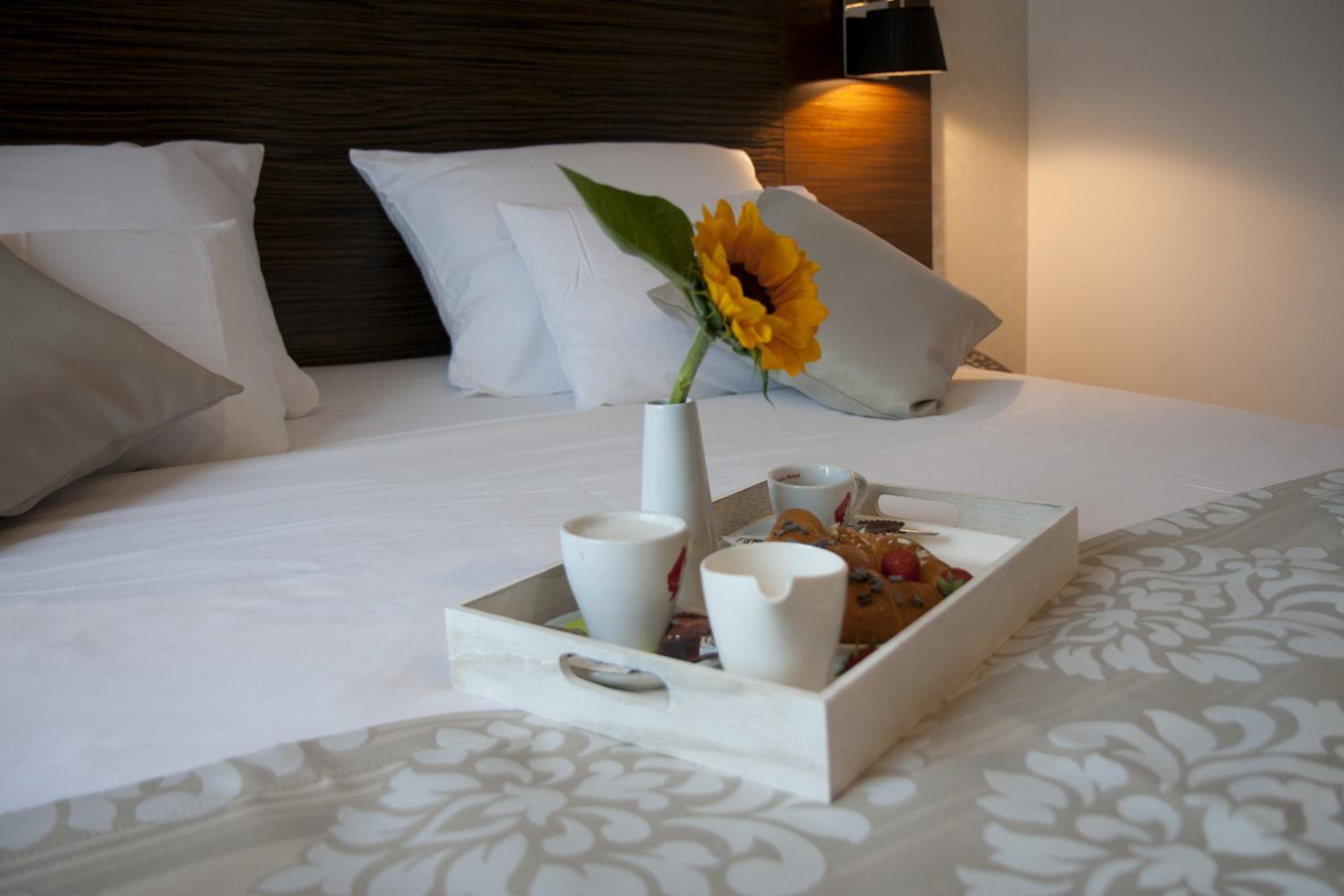 Double Room - Photo 3