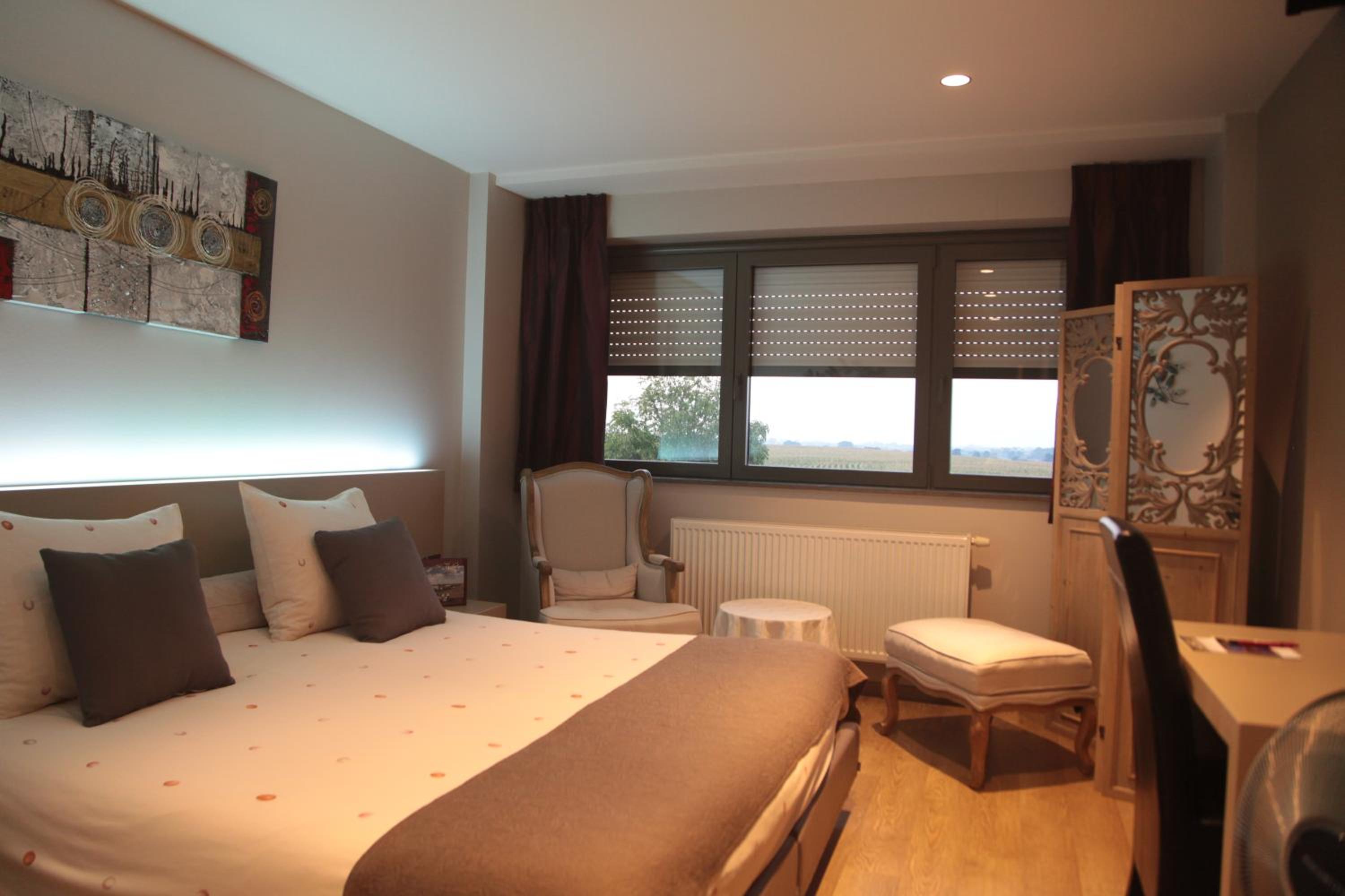 Premium Double Room With Countryside View