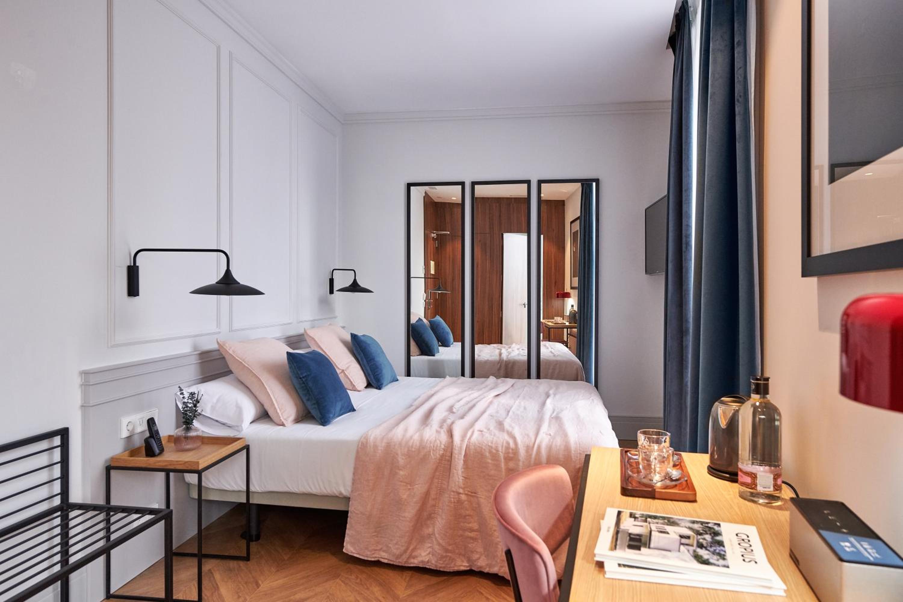 Superior Double or Twin Room - Photo 6