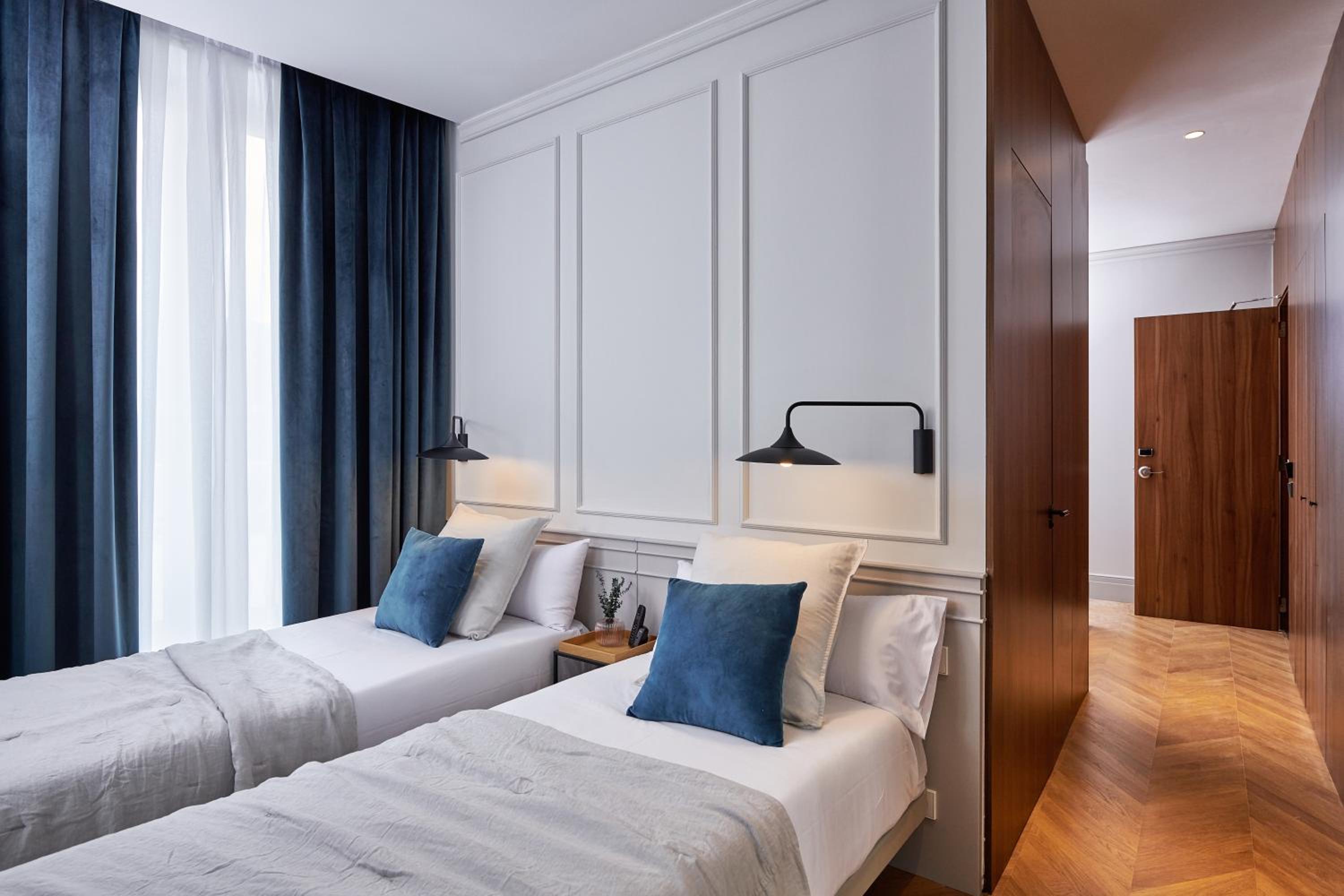 Triple Room - Photo 9