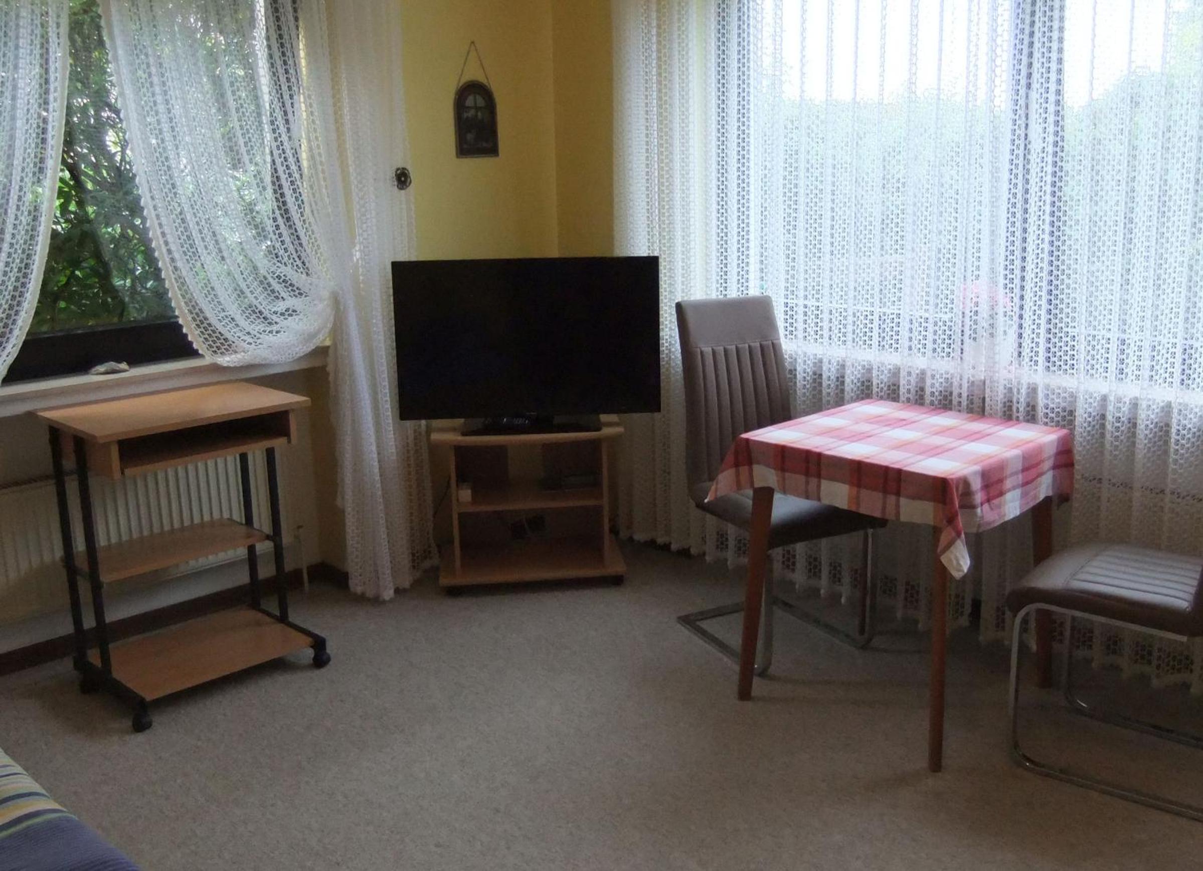 Apartment photo 2