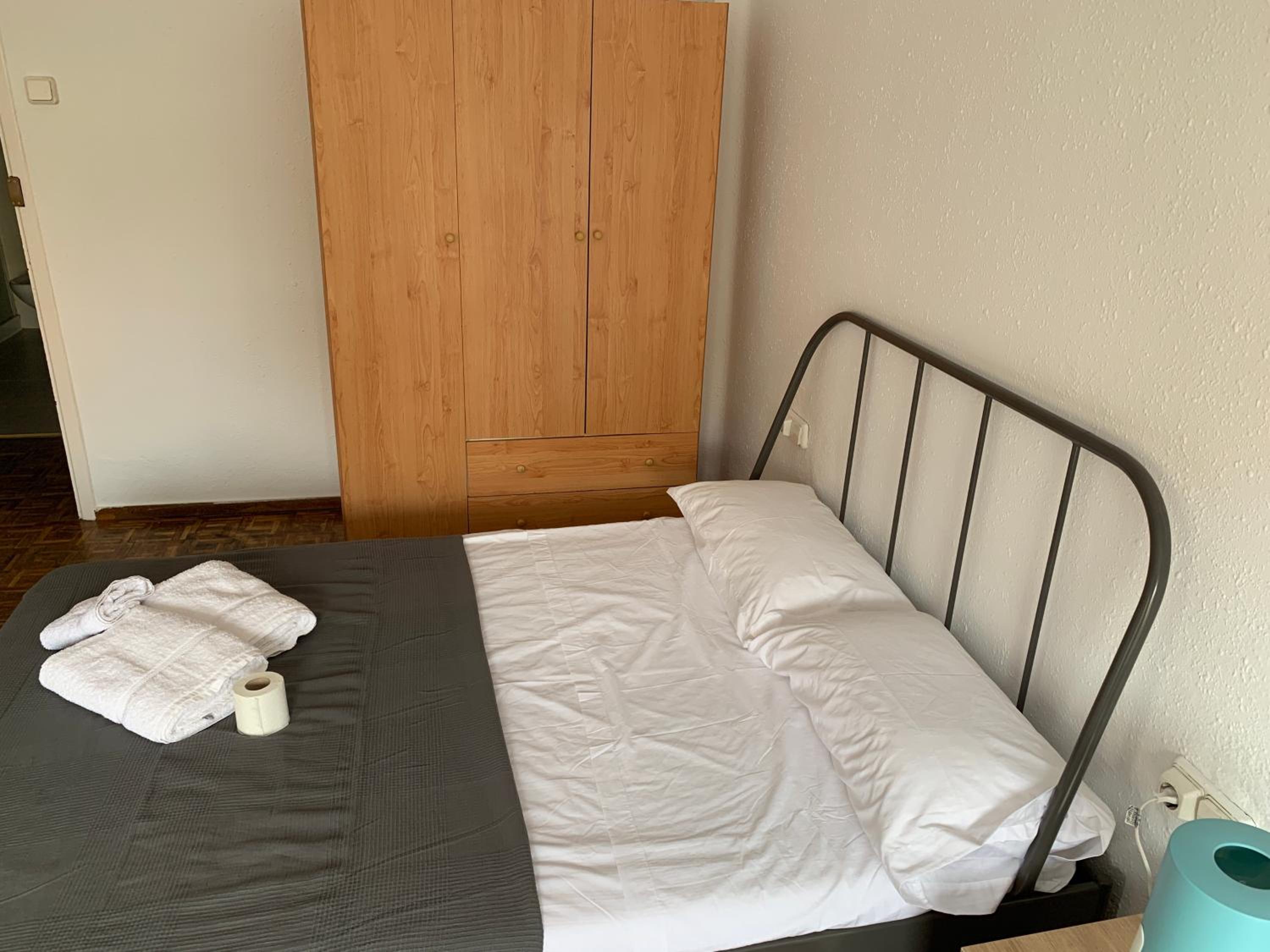 Triple Room with Garden View - Photo 11