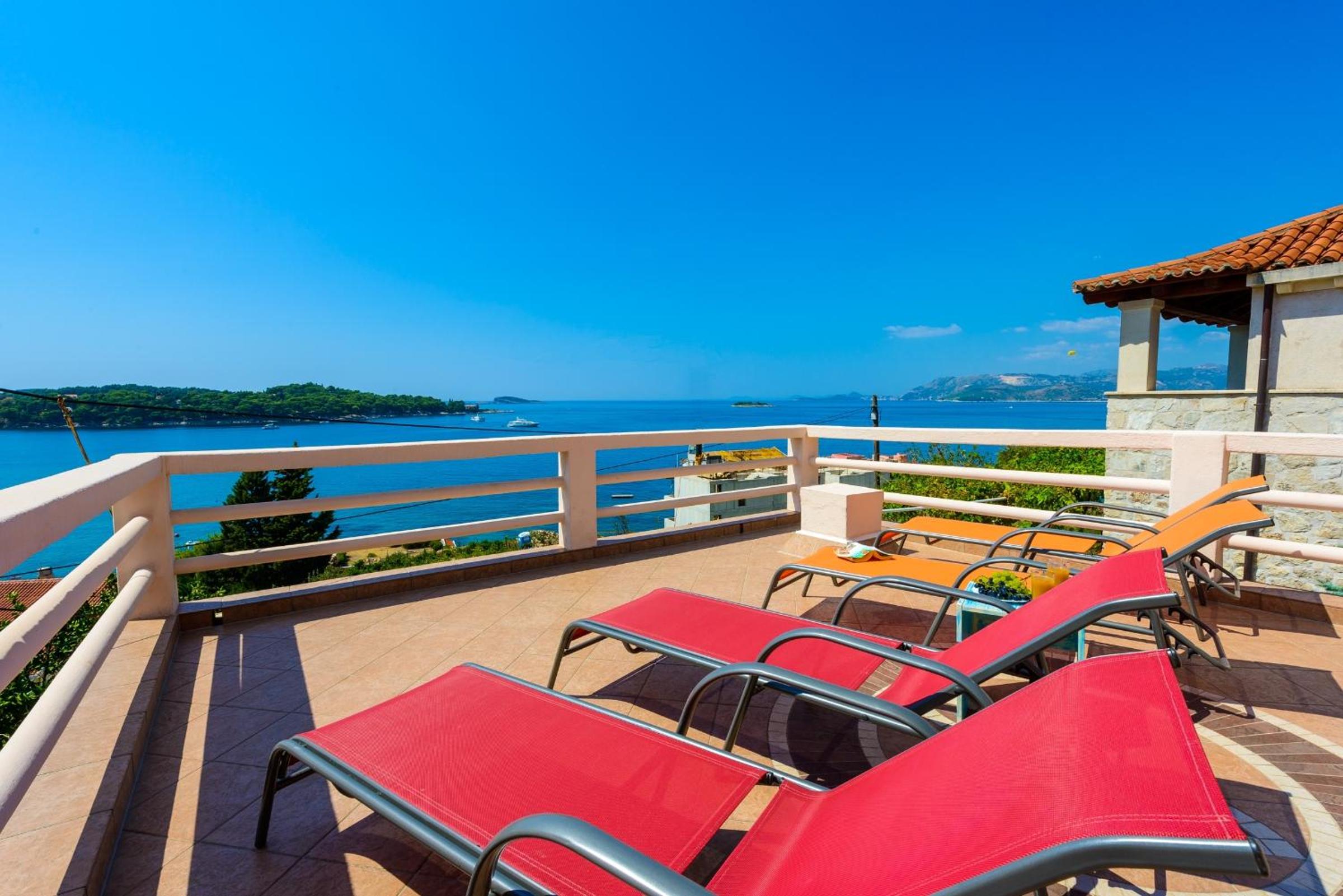 Villa with Sea View