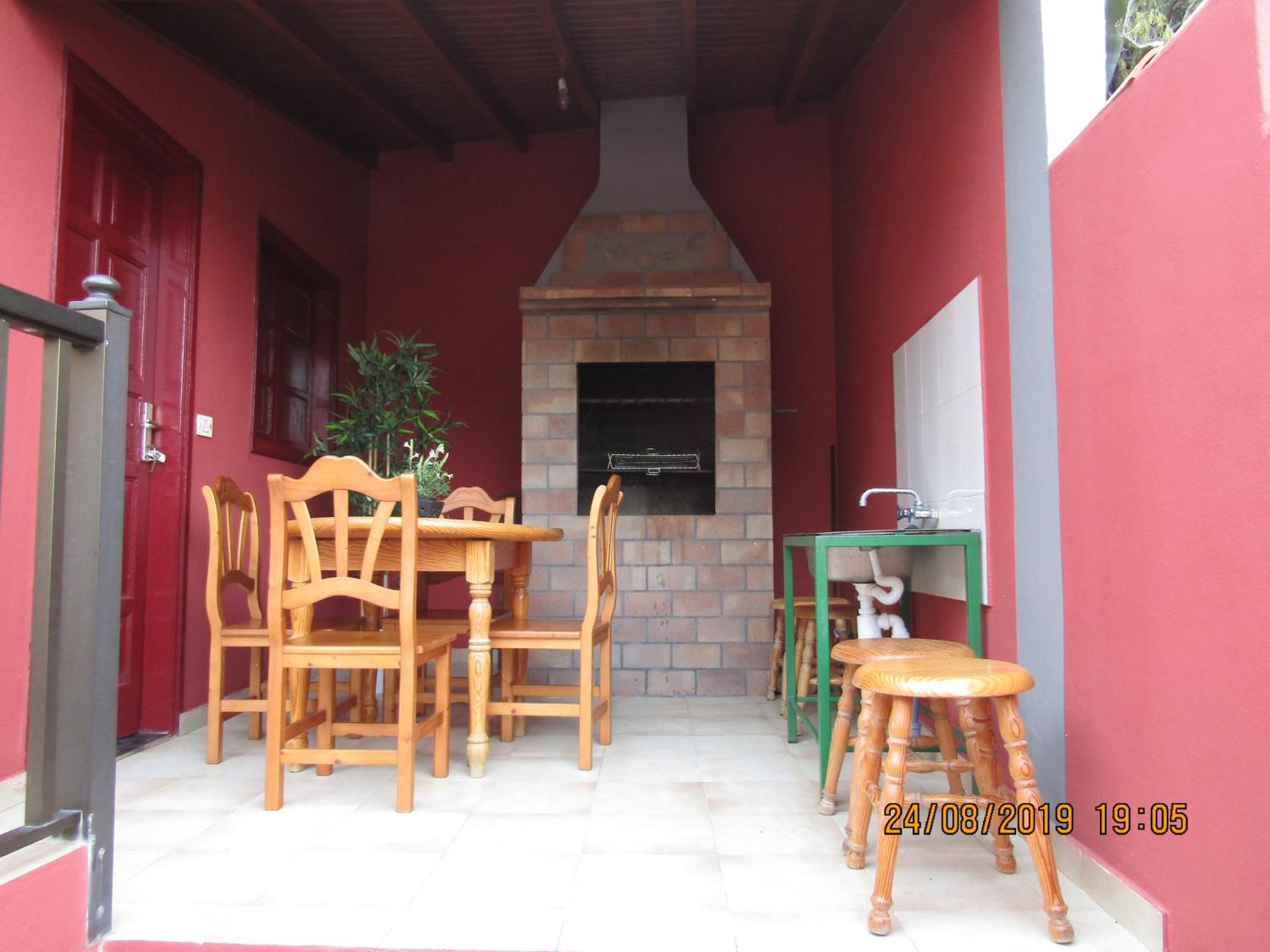 Three-Bedroom House photo 3