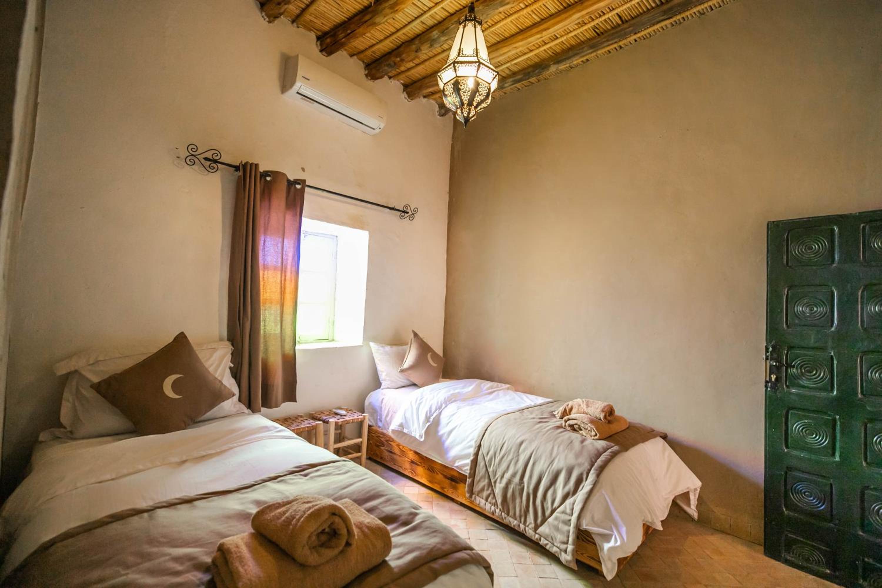 Double or Twin Room - Photo 12