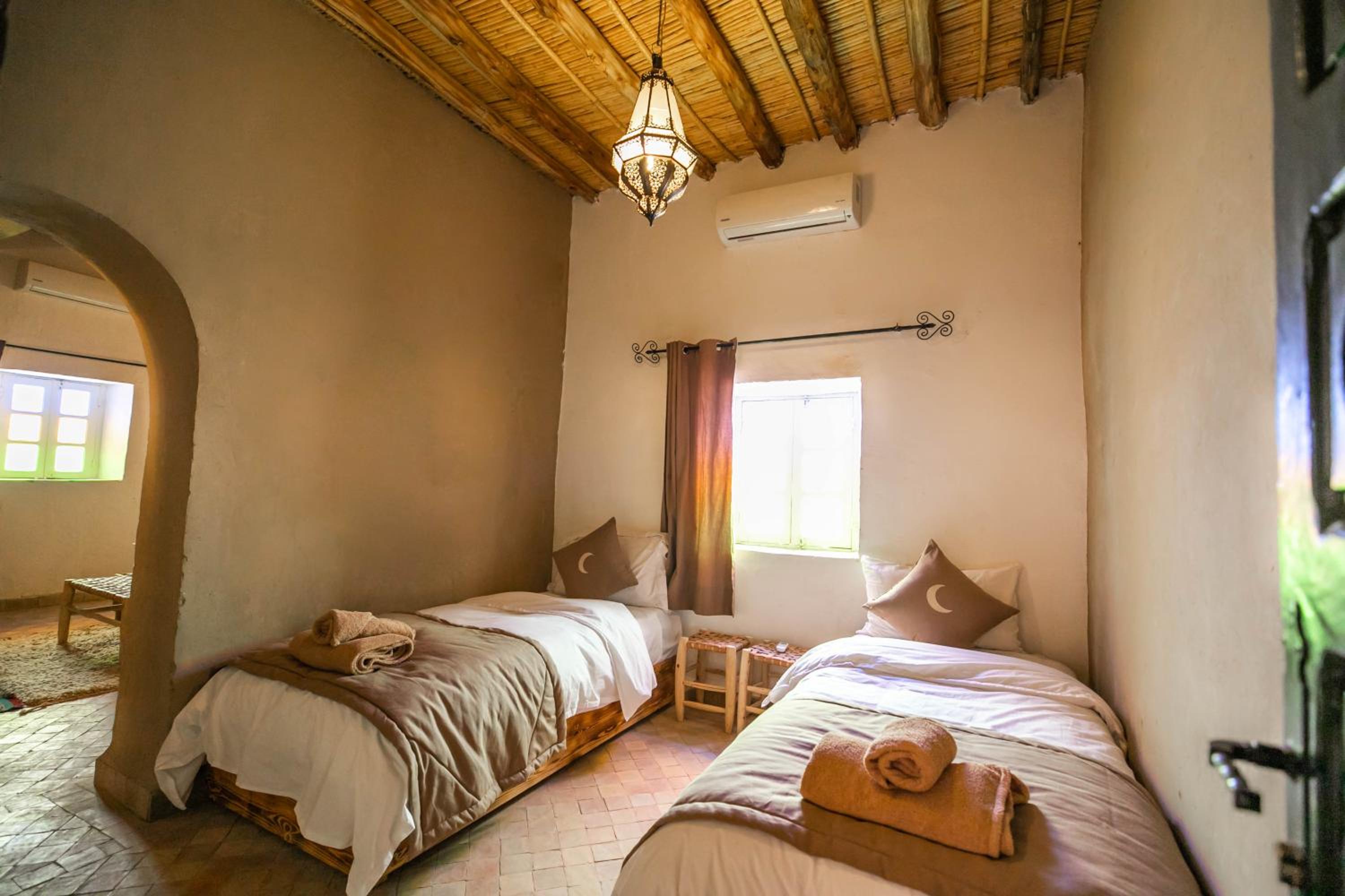 Double or Twin Room - Photo 13