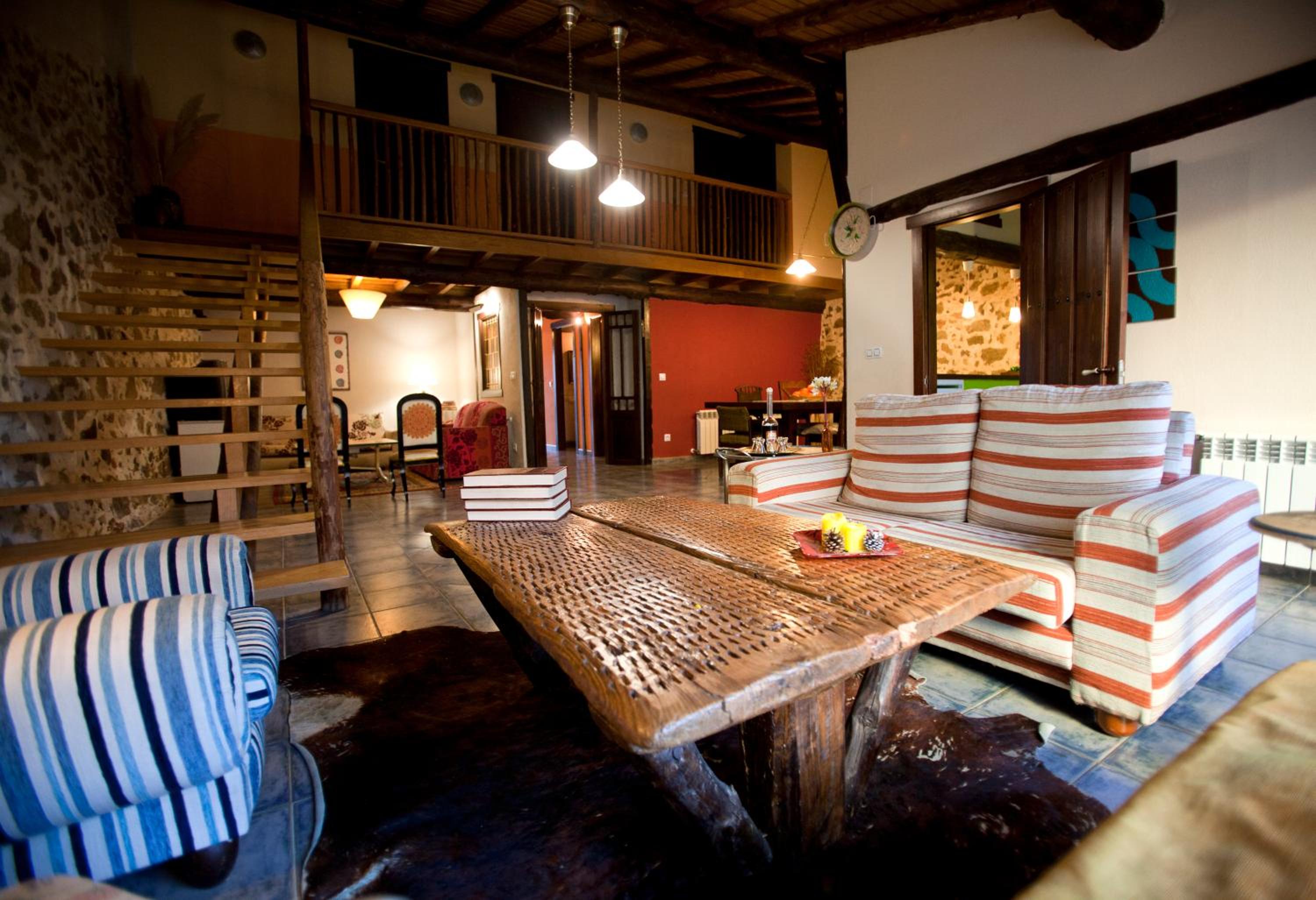 Casa de cinco habitaciones