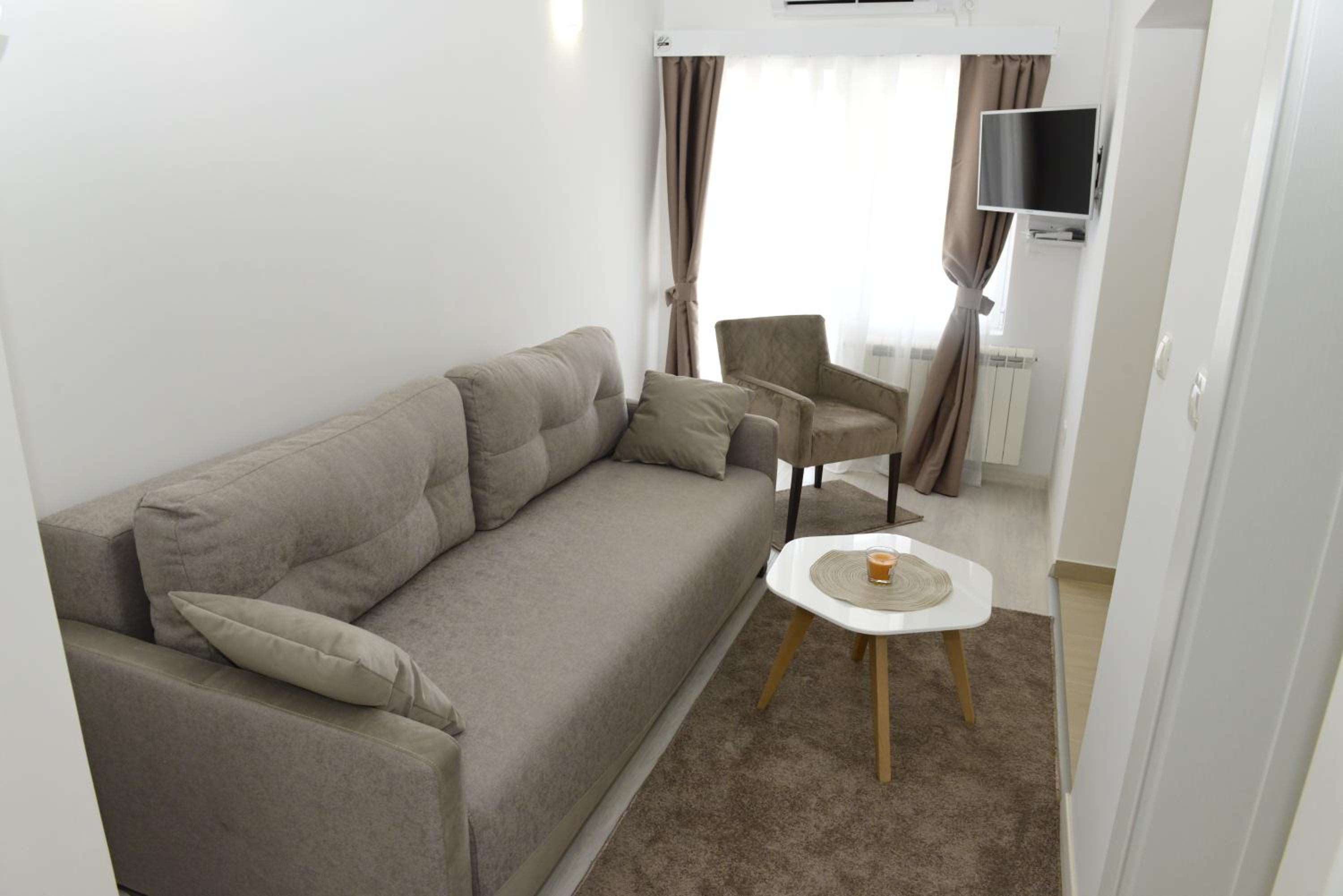 Superior Apartment