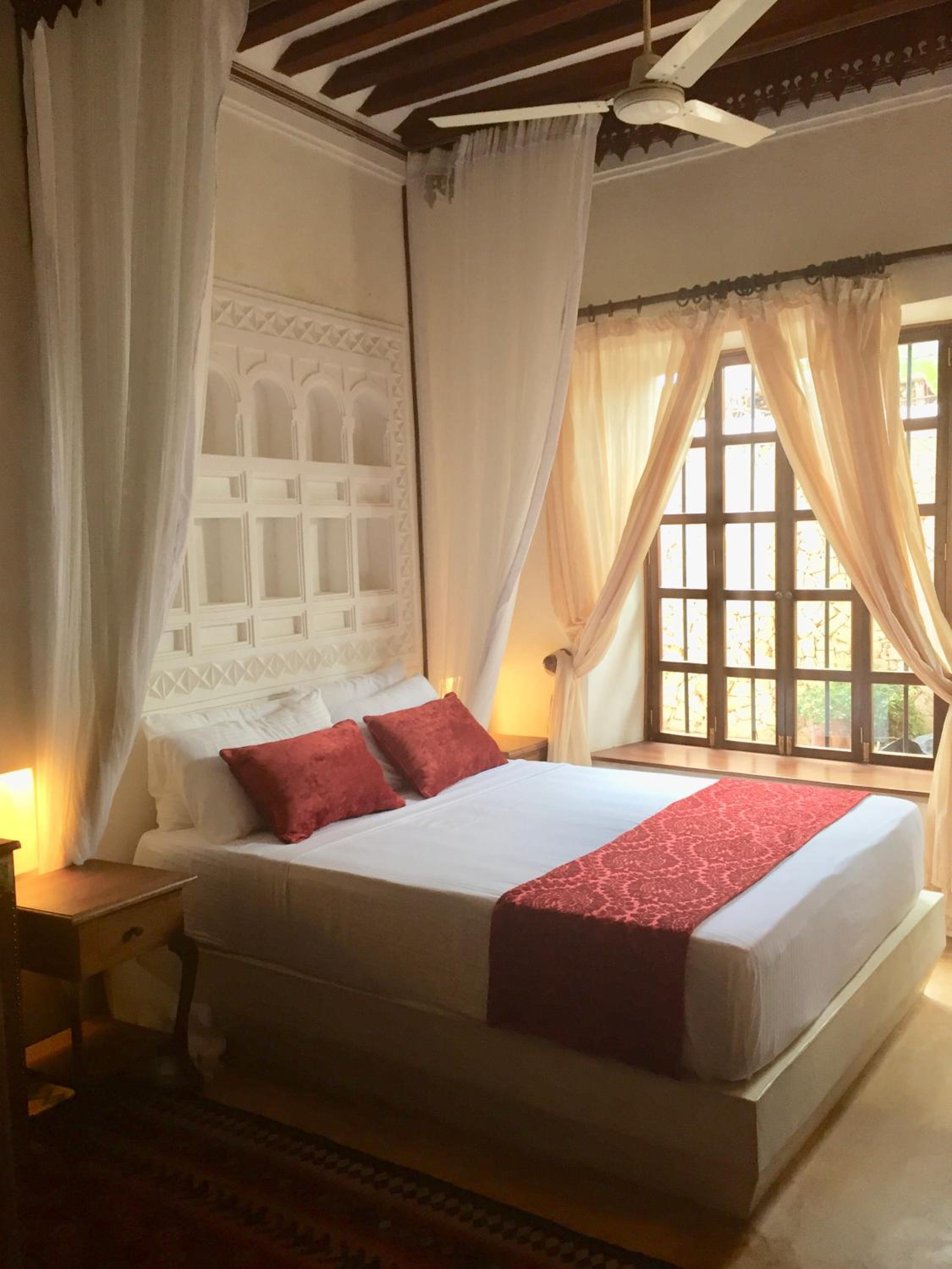 Standard Queen Room - Photo 1