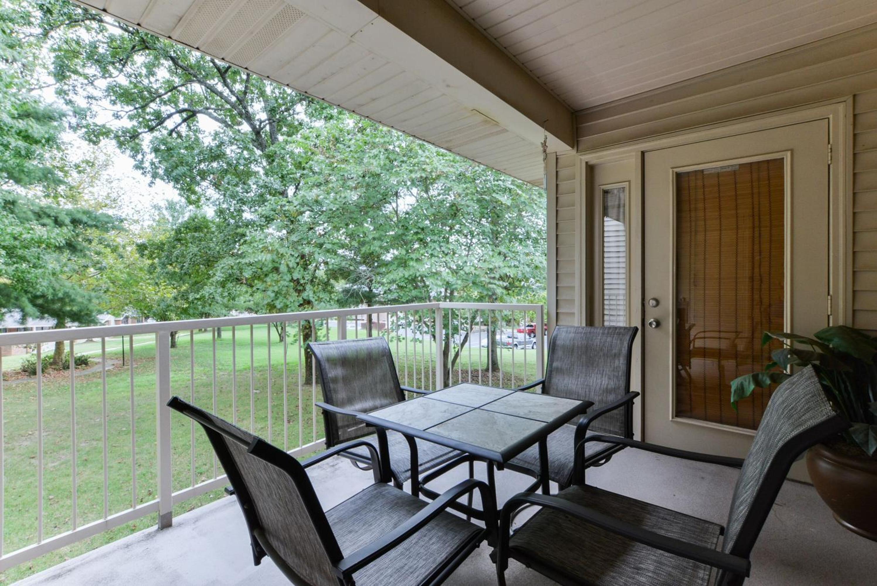 Apartment with Garden View photo 2