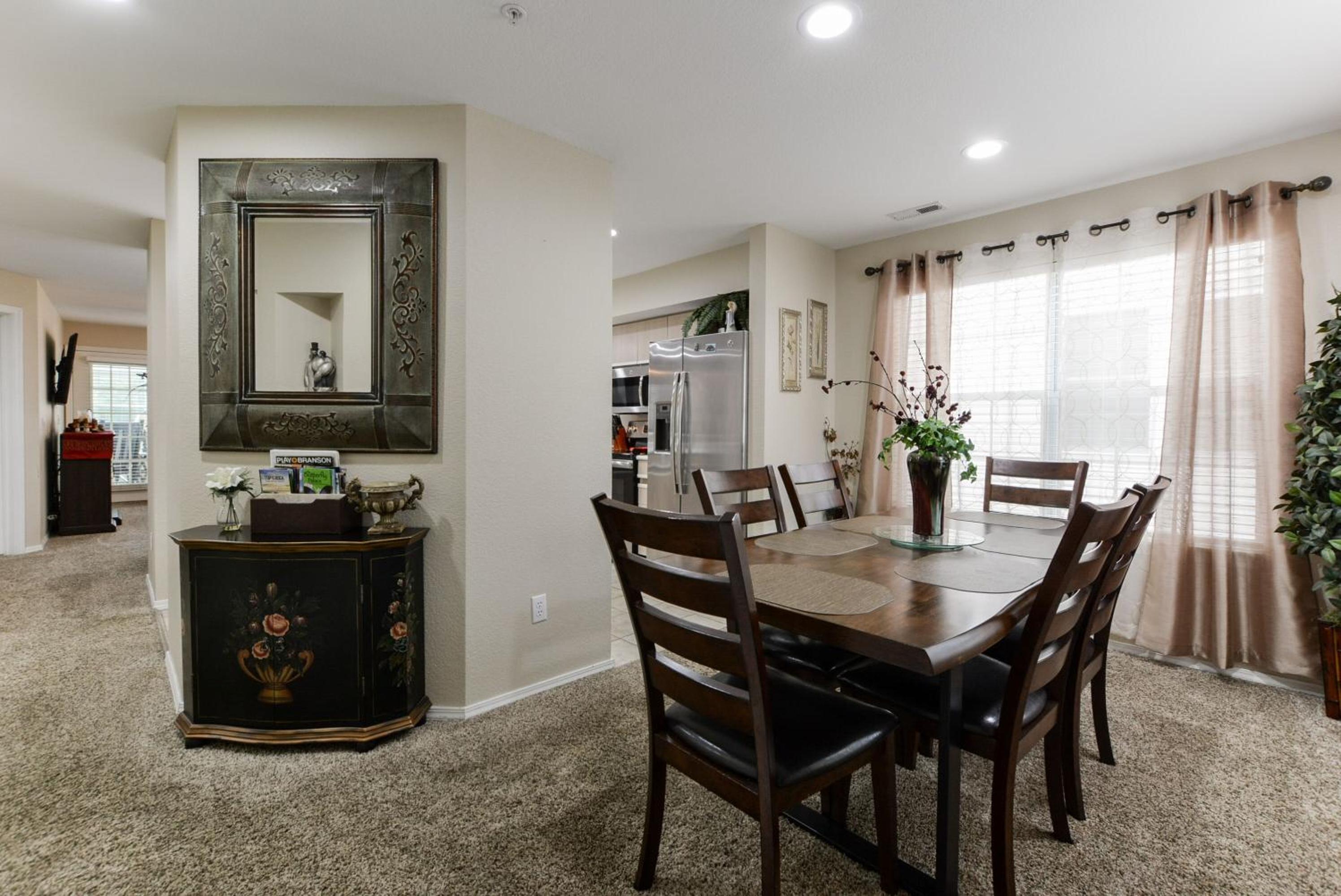 Superior Apartment photo 2