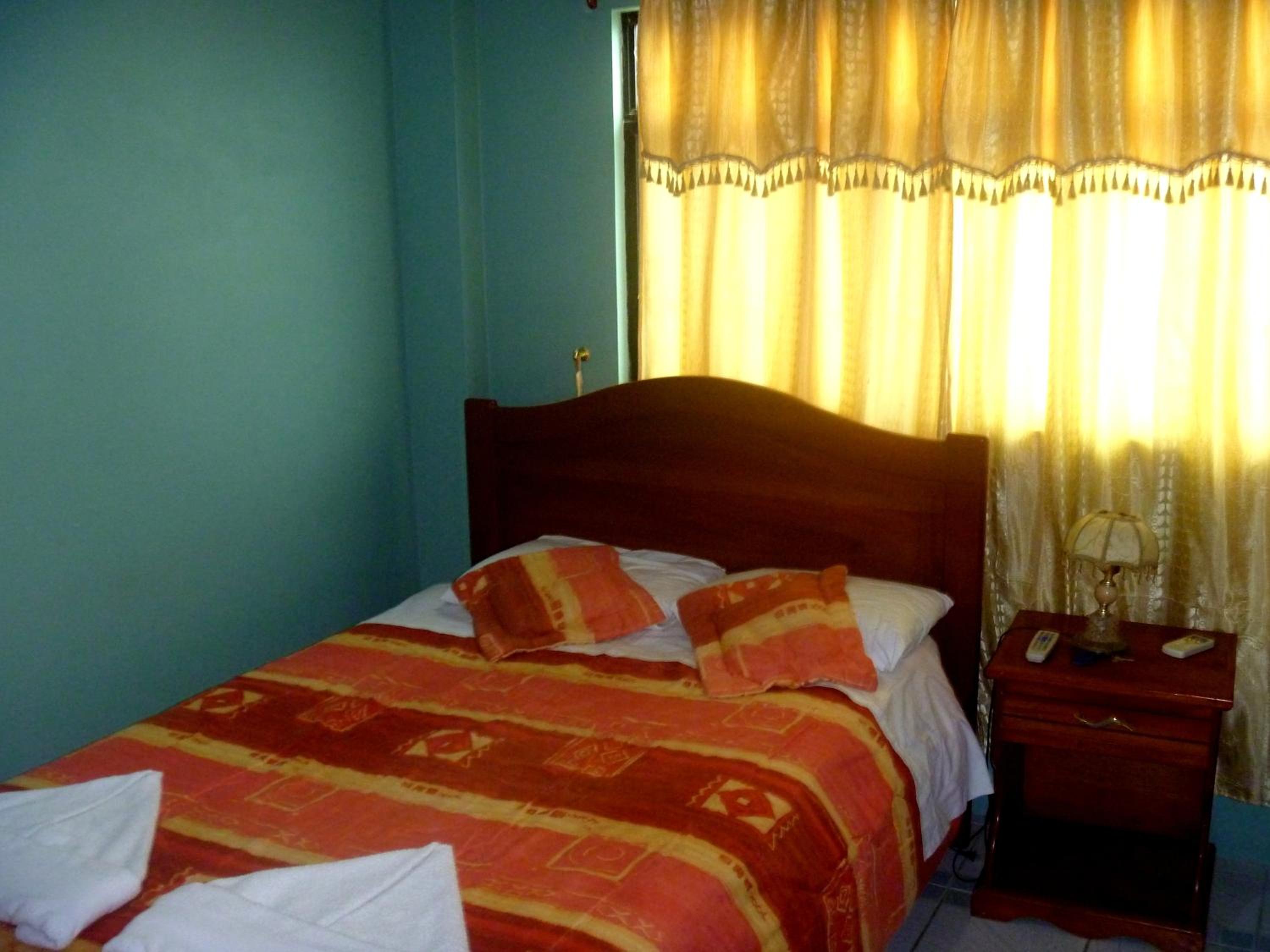 Single Room With Bath photo 3