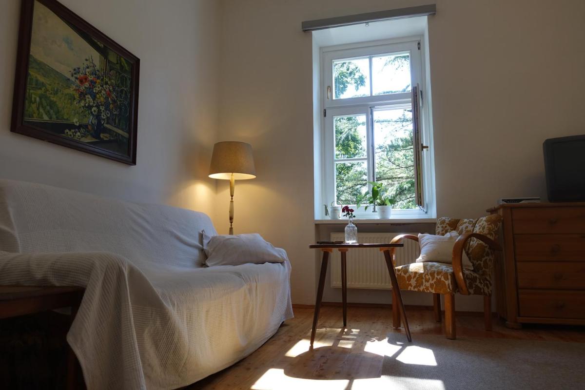 Apartment with Terrace photo 3
