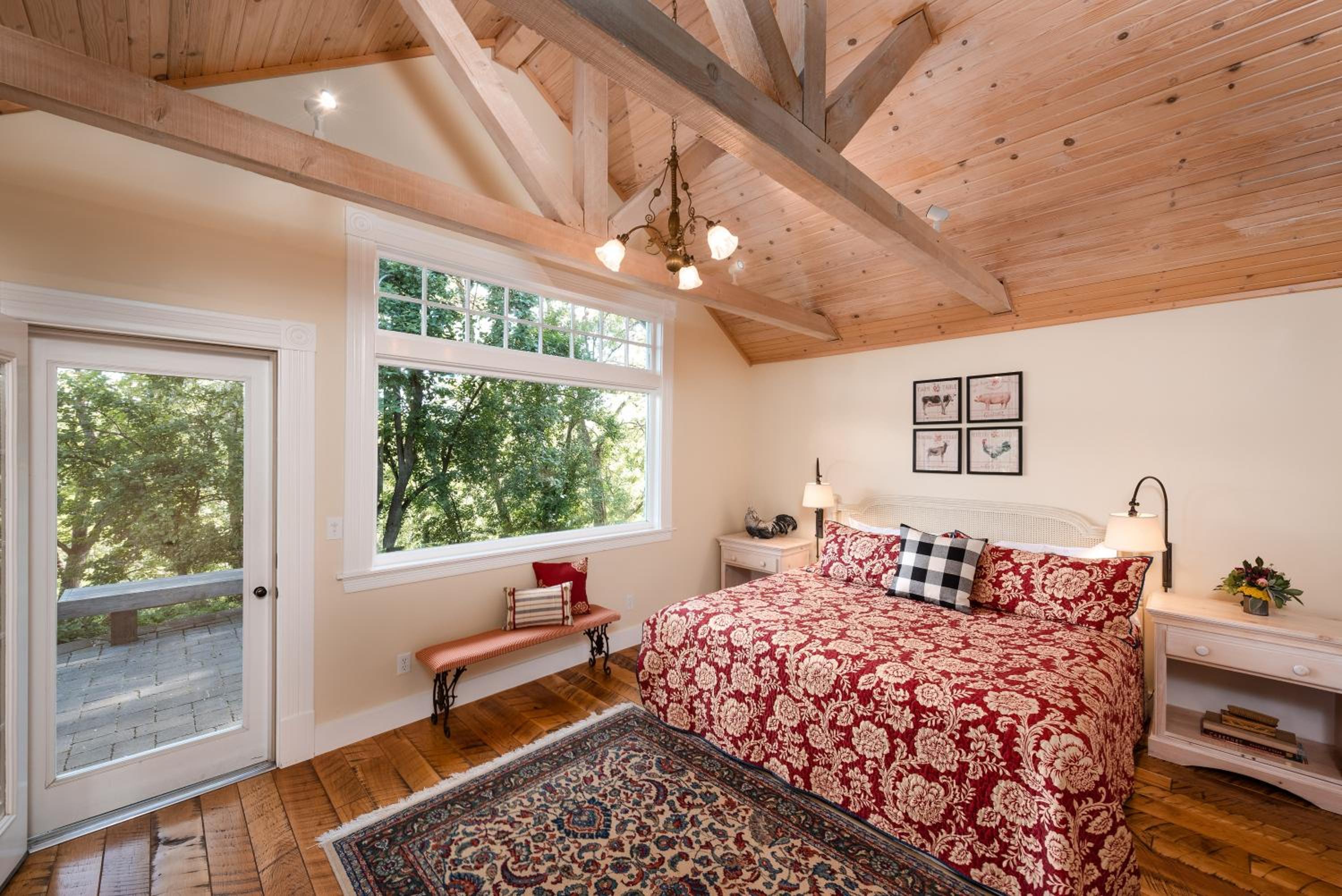 One-Bedroom Cottage