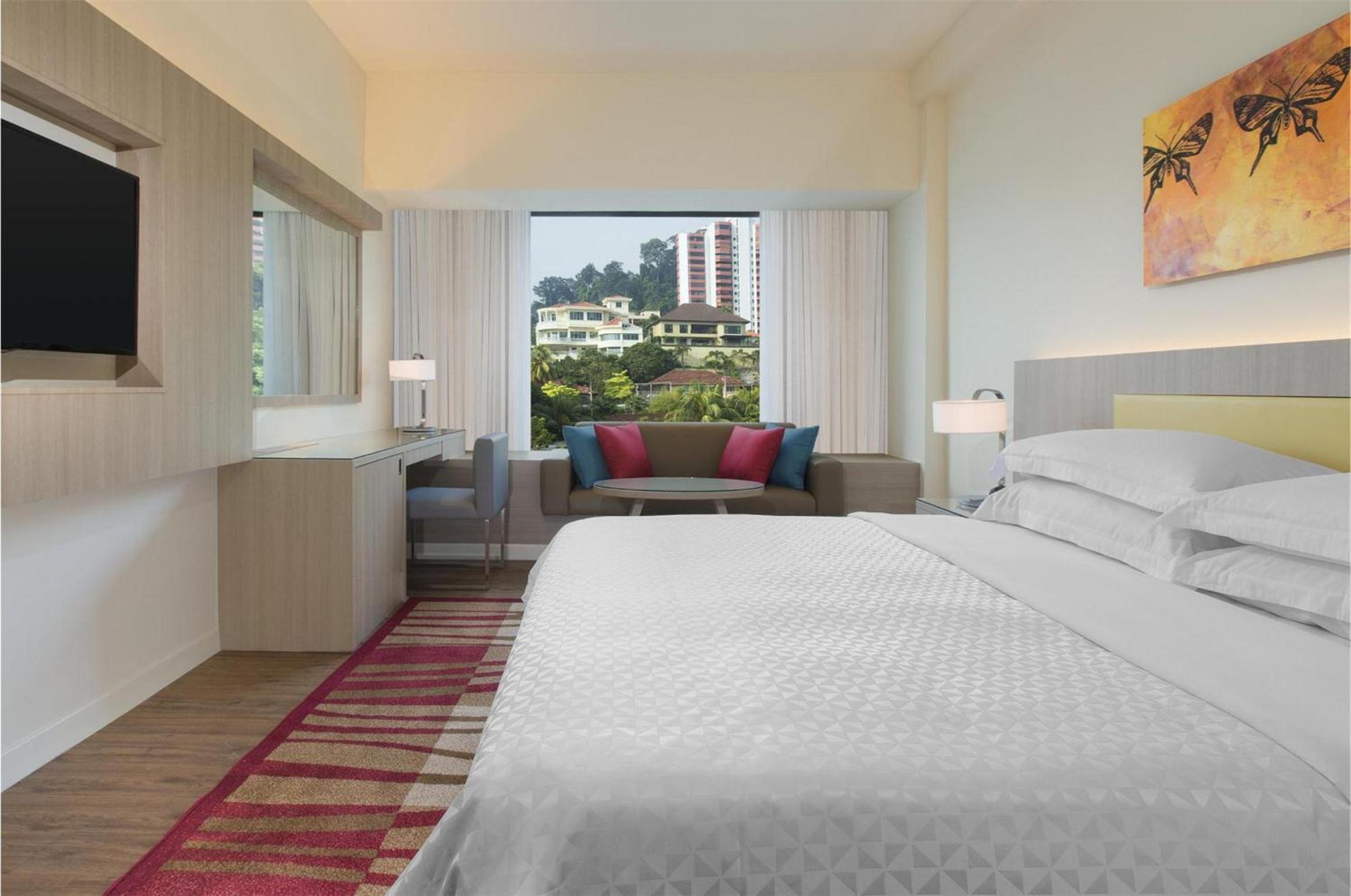 Superior King Room - Photo 11
